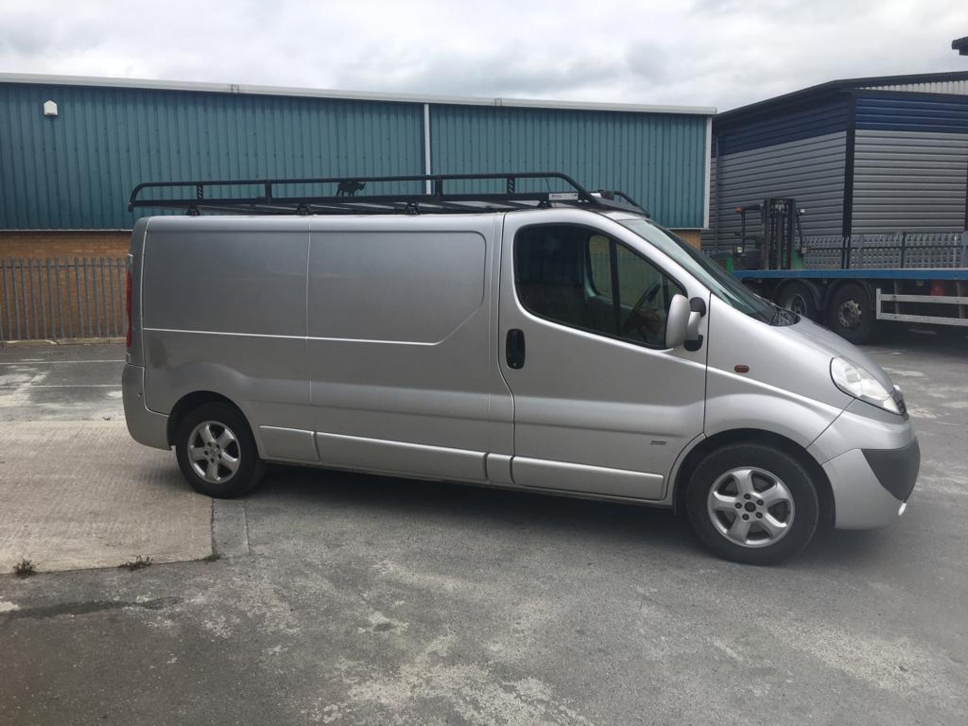 2012 VAUXHALL VIVARO DIESEL VAN - Image 7 of 14