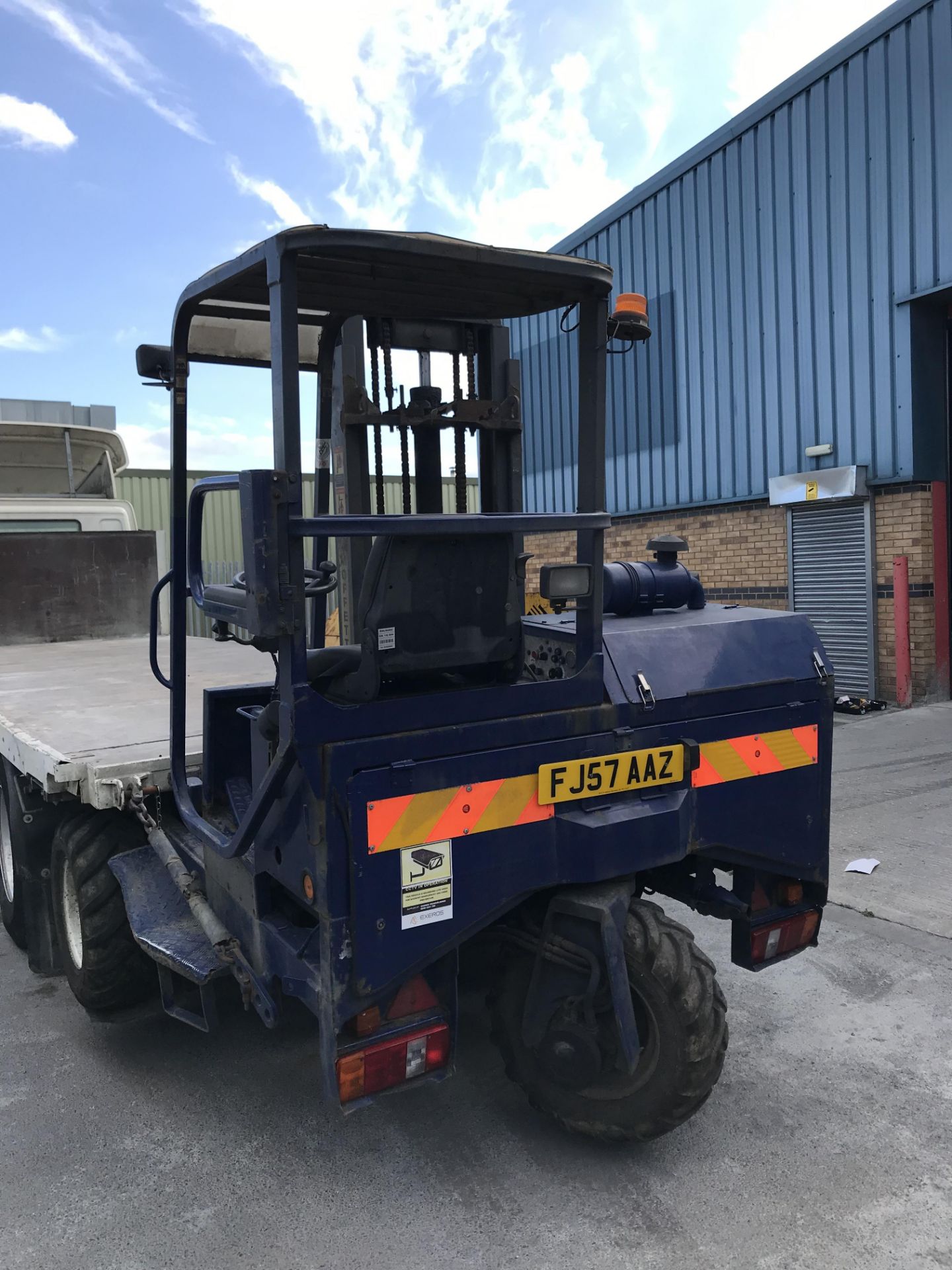 2007 DAF TRUCKS CF HGV 9200CC **26000 KG GROSS** WITH FORKLIFT INCLUDED - Image 10 of 16