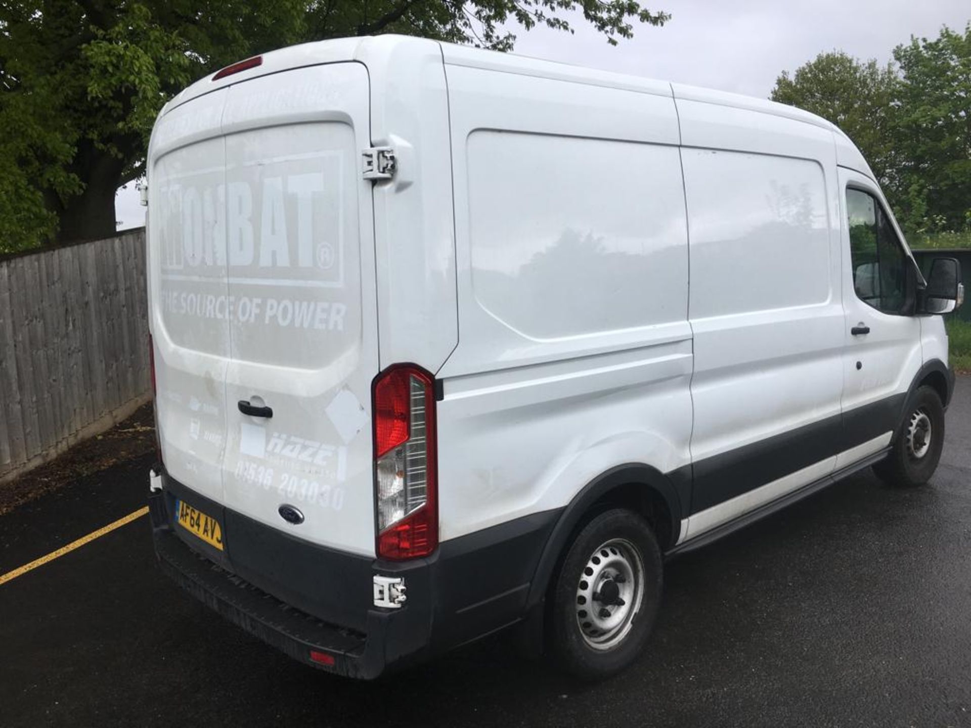 2014 FORD TRANSIT 350 L2 DIESEL FWD - 2.2 TDCi 100ps H2 Van - Image 6 of 17