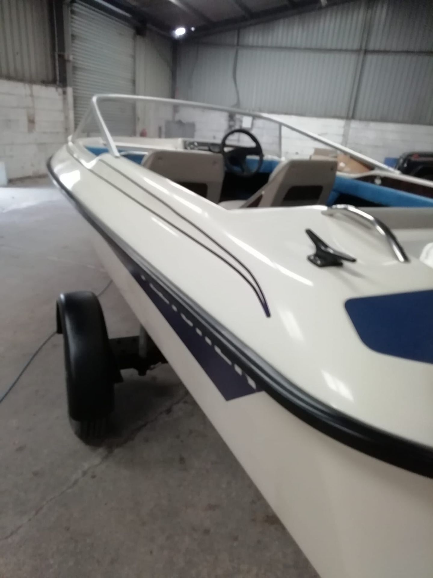 FLETCHER 150 ARROWSPORT SPEED BOAT WITH 85 HP YAMAHA ELECTRIC START - Image 10 of 11
