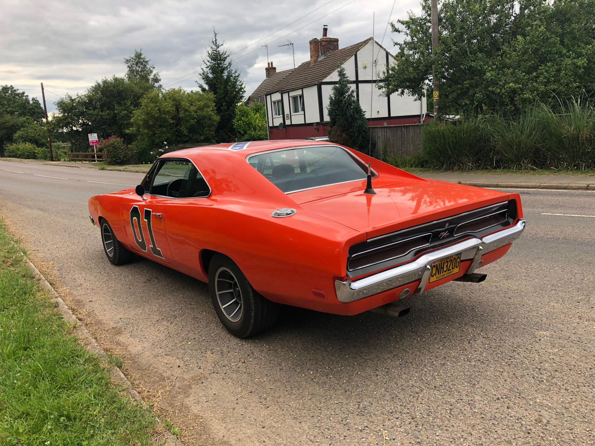 1969 DODGE CHARGER RT **OWNED BY CELEBRITY** - Image 7 of 37