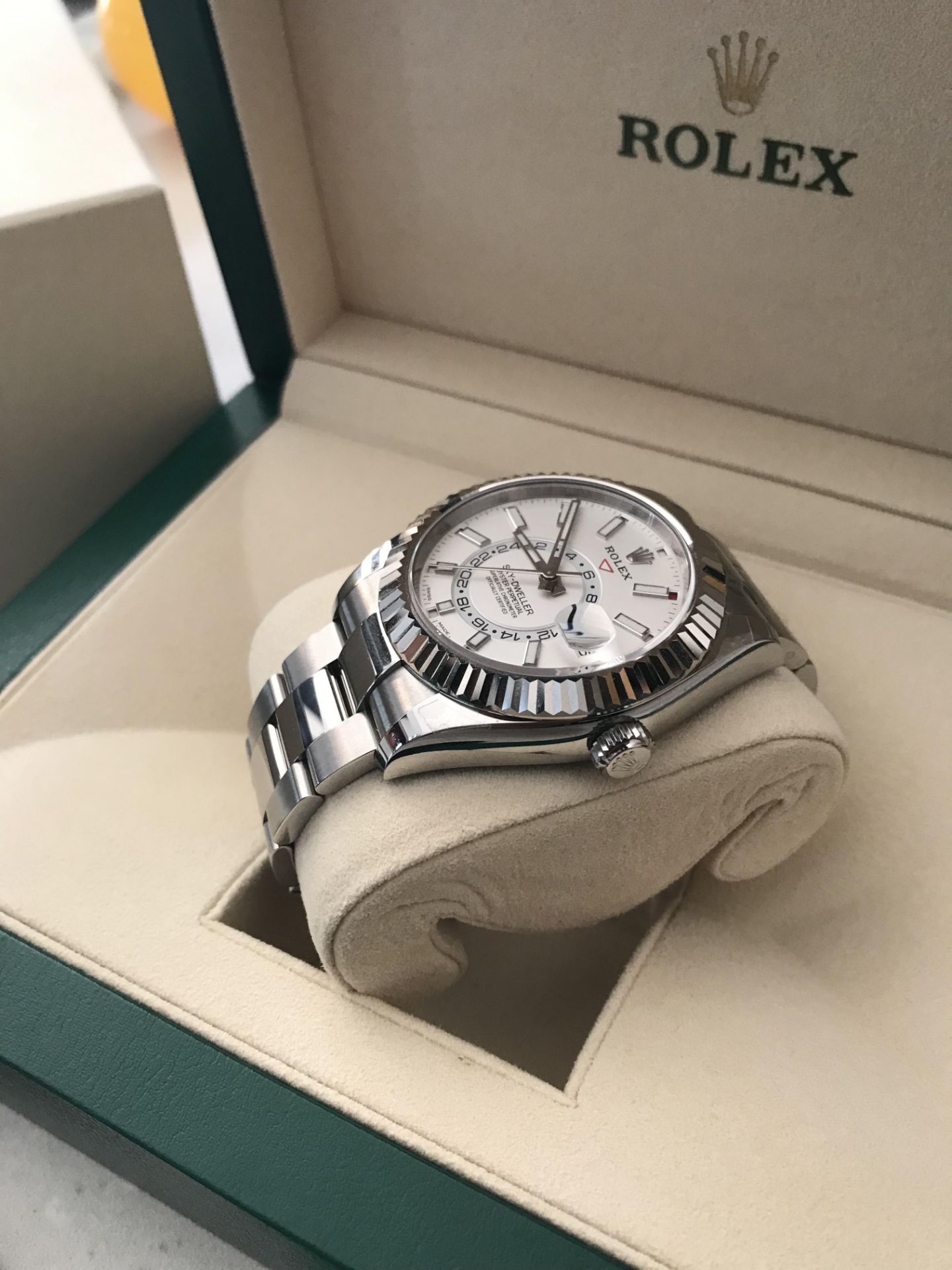 2019 ROLEX SKY-DWELLER OYSTER 42MM, OYSTER STEEL AND WHITE GOLD BRACELET - Bild 2 aus 12