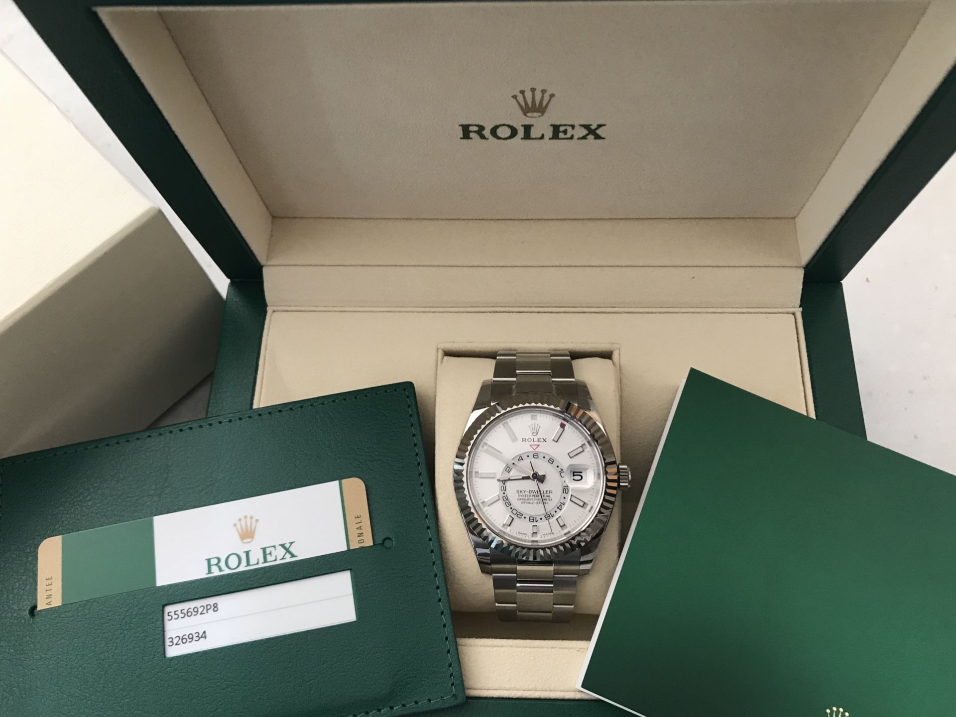 2019 ROLEX SKY-DWELLER OYSTER 42MM, OYSTER STEEL AND WHITE GOLD BRACELET - Bild 4 aus 12