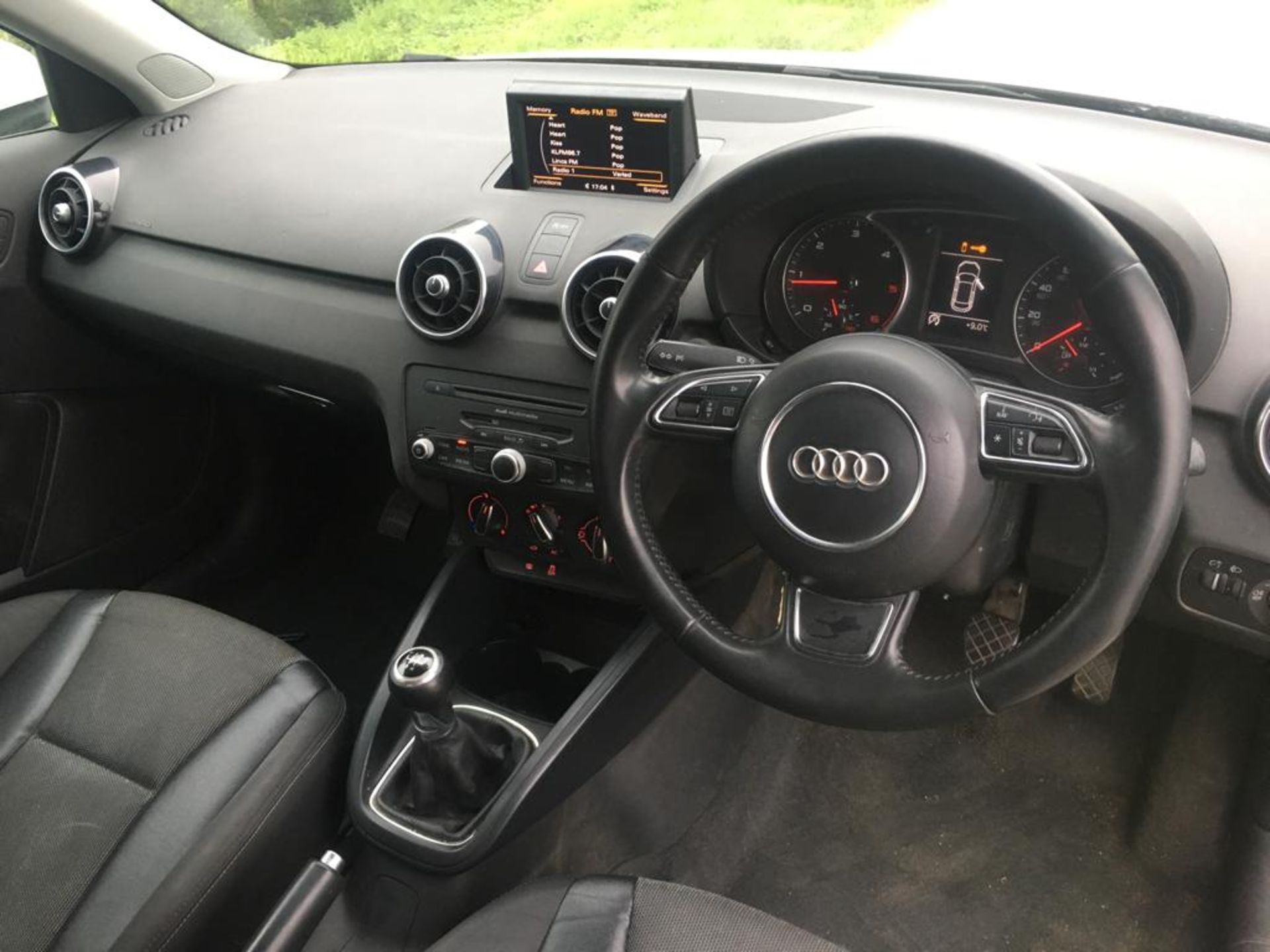 2013 AUDI A1 SPORTBACK SPORT 1.6 TDI 4 DOOR **ONE OWNER FROM NEW** - Image 13 of 20