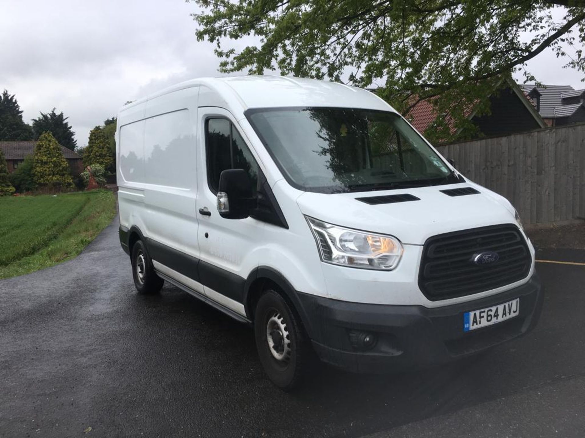 2014 FORD TRANSIT 350 L2 DIESEL FWD - 2.2 TDCi 100ps H2 Van