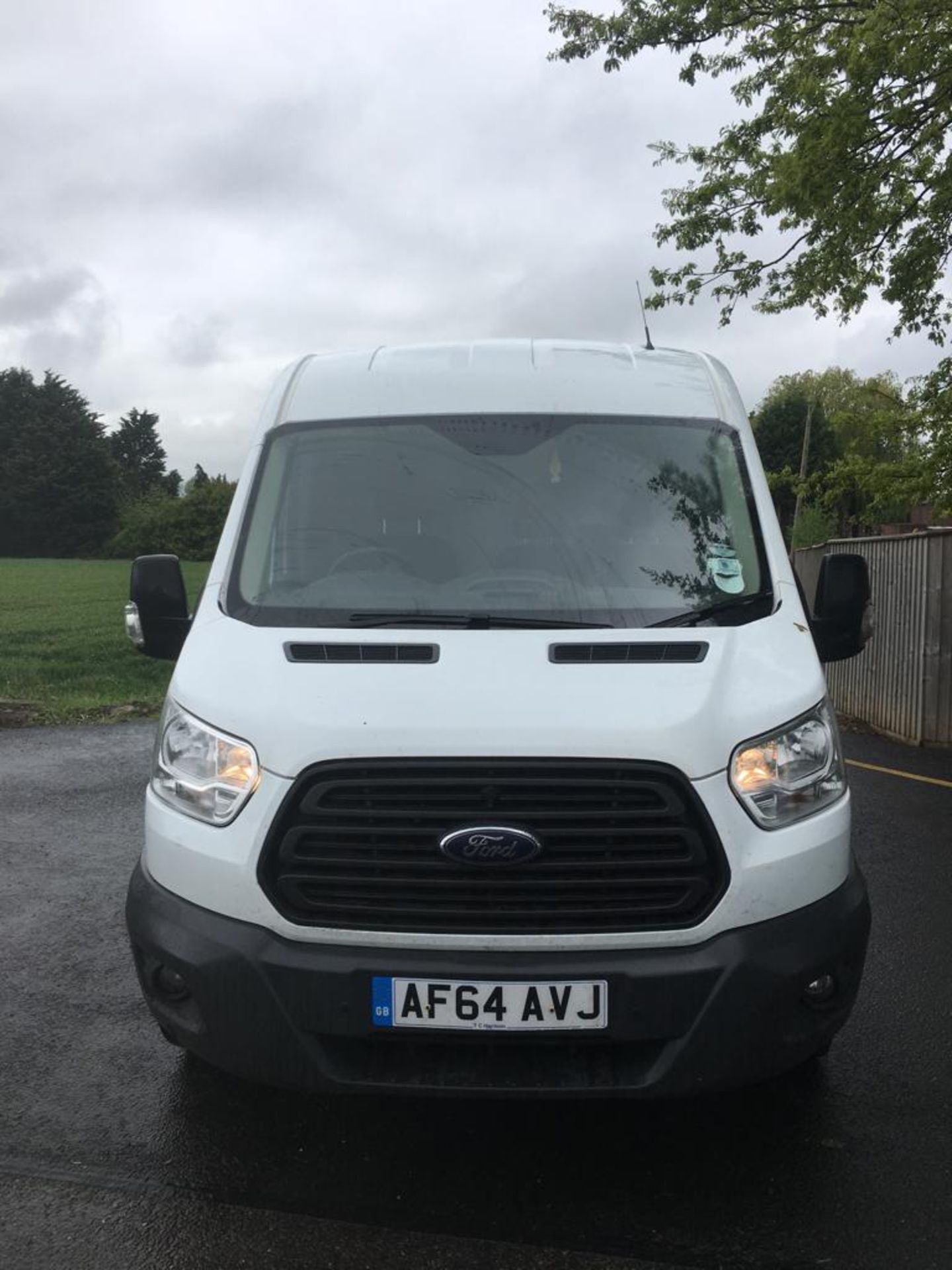 2014 FORD TRANSIT 350 L2 DIESEL FWD - 2.2 TDCi 100ps H2 Van - Image 2 of 17