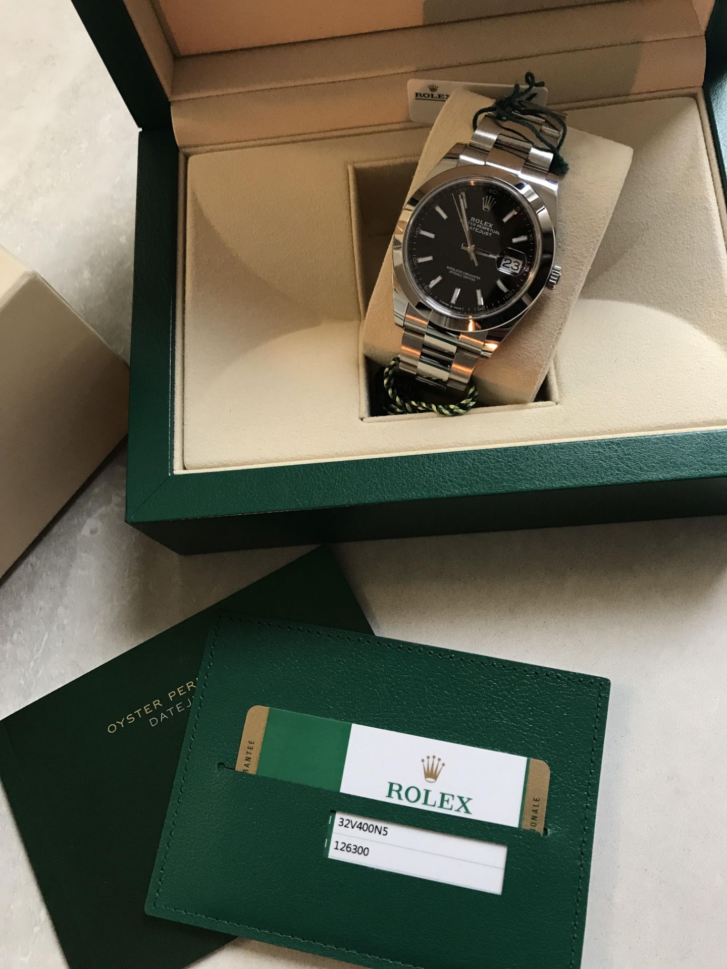 2019 ROLEX DATEJUST 41 BLACK OYSTERSTEEL 41 MM - Image 12 of 13