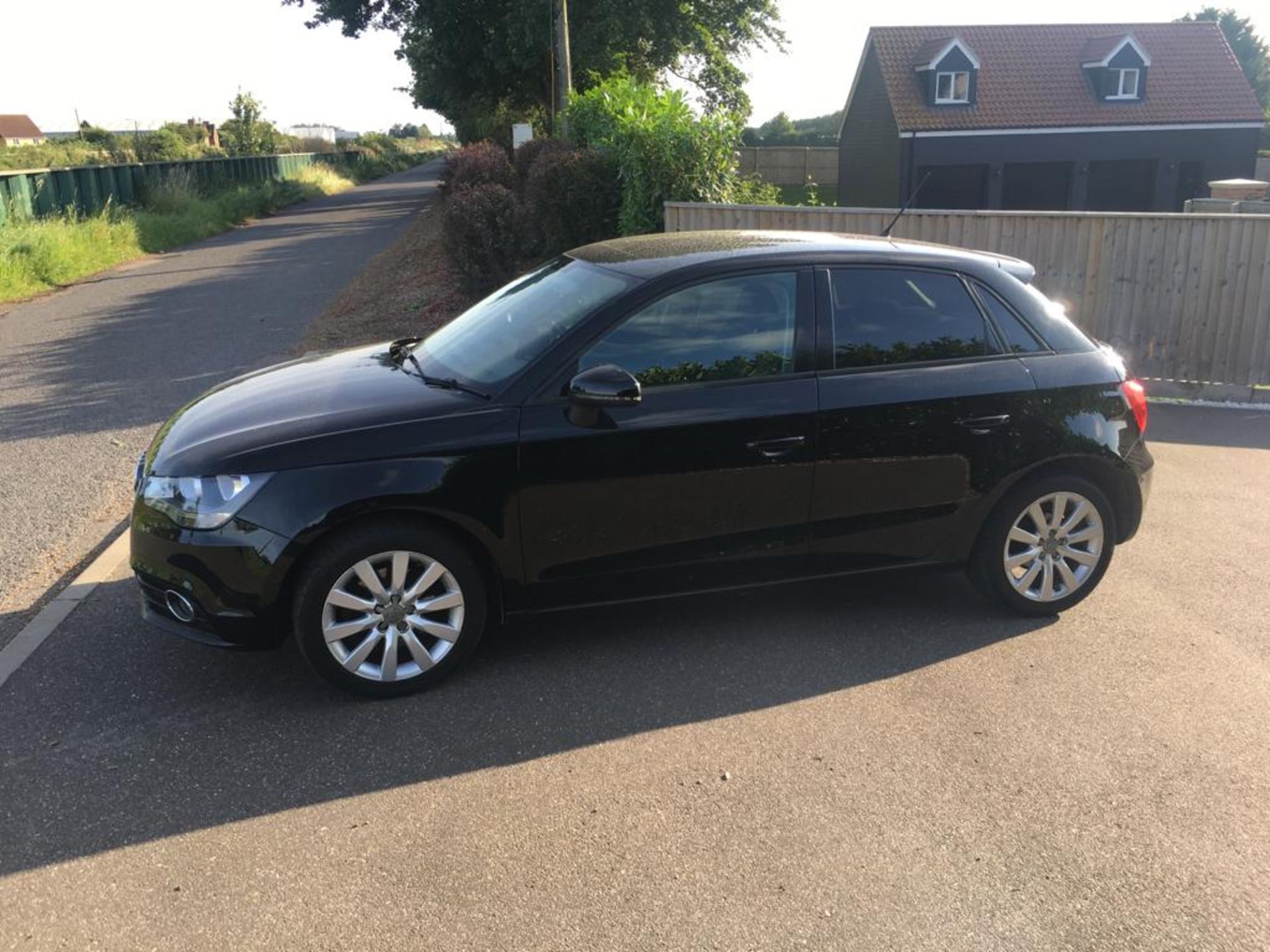 2013 AUDI A1 SPORTBACK SPORT 1.6 TDI 4 DOOR **ONE OWNER FROM NEW** - Image 6 of 13