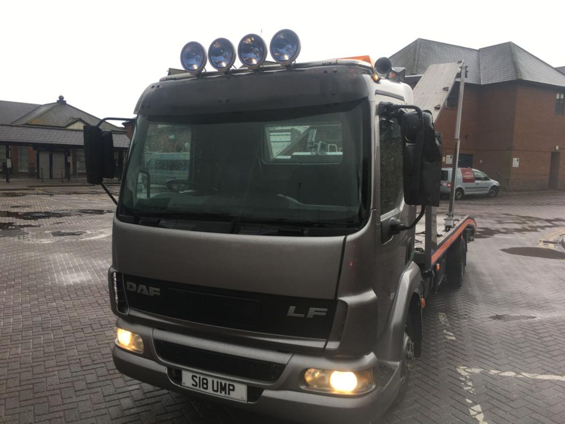 2002 DAF TRUCKS FA LF45.220 **TWIN DECK, 3 VEHICLE TRANSPORTER** - Image 5 of 31