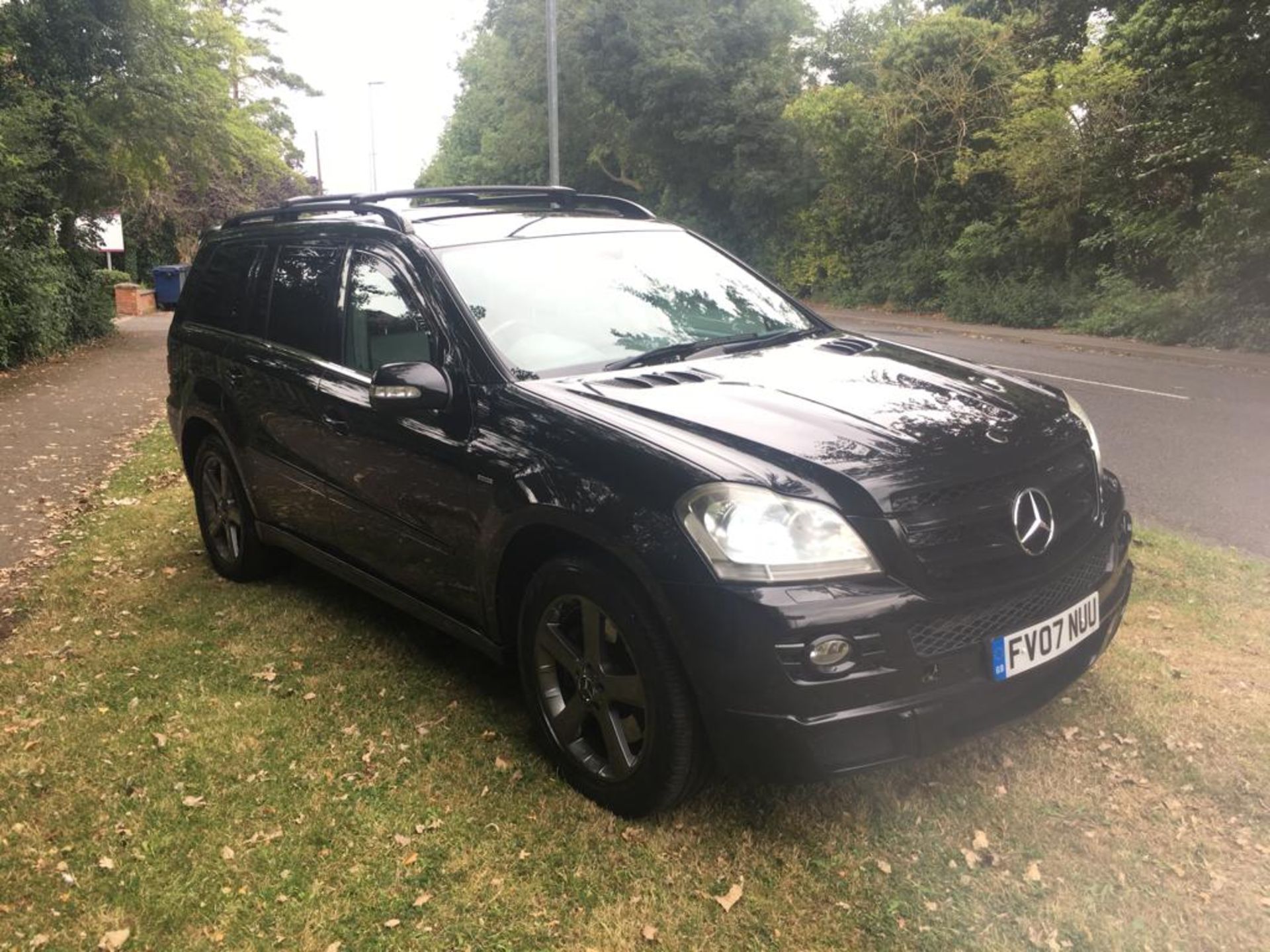 MERCEDES BENZ GL420 CDI BRABUS D8 EDITION - Image 2 of 34