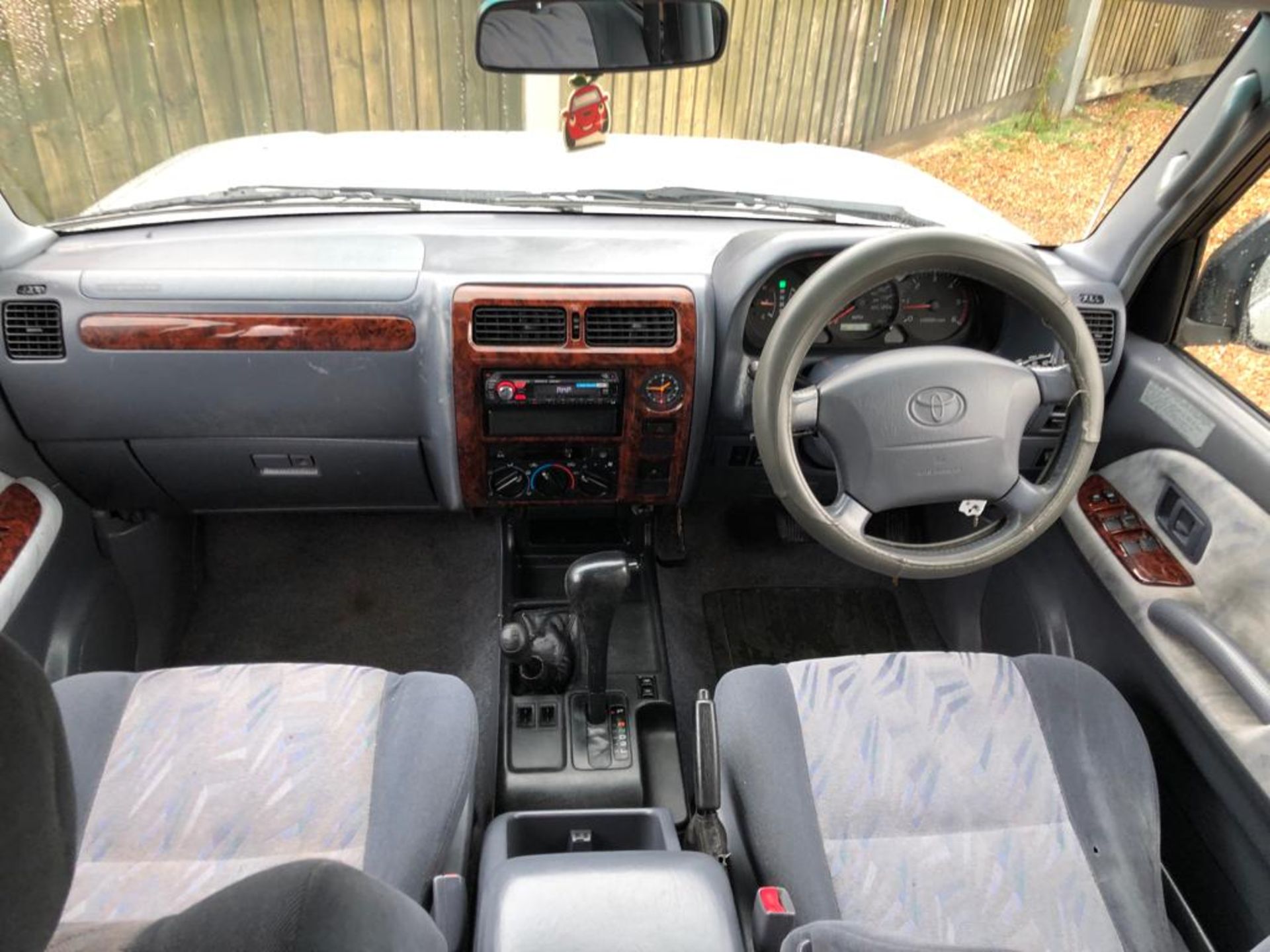 2002 LANDCRUISER COLORADO 3.0 DIESEL AUTO **ONE OWNER FROM NEW** - Image 18 of 22