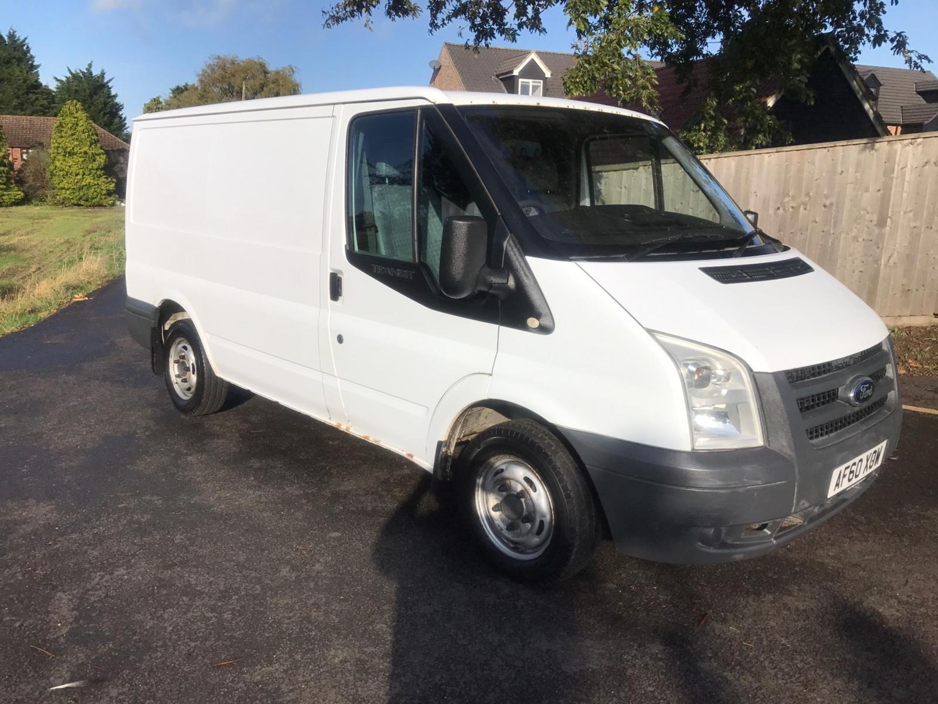 2010 FORD TRANSIT 85 T260M FWD - Image 2 of 12