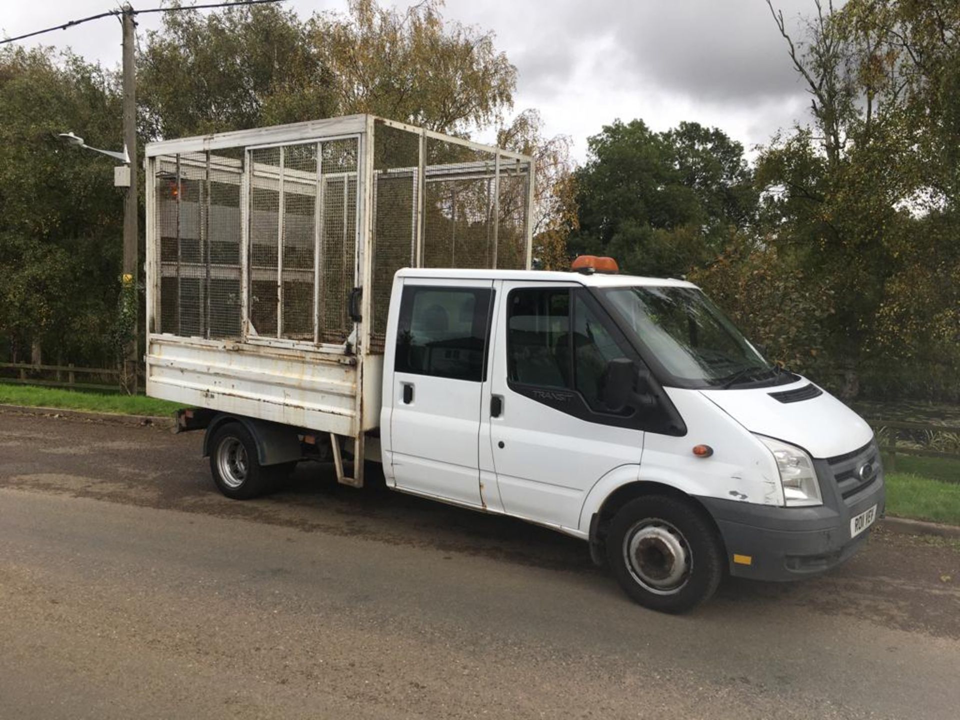 2011 FORD TRANSIT 115 T350L DOUBLE CAB RWD TIPPER **BOROUGH COUNCIL OWNED** - Image 6 of 18