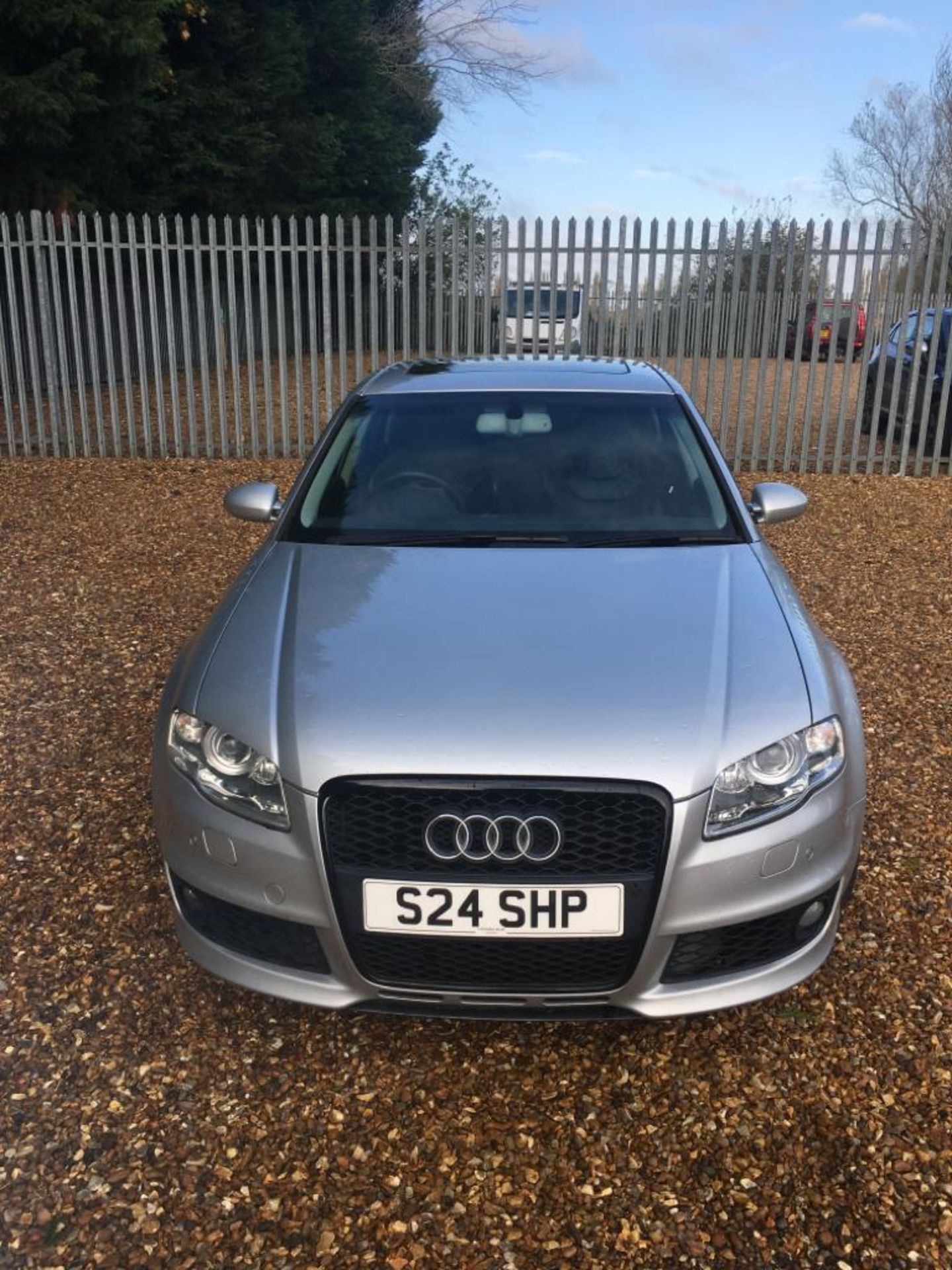 2007 AUDI RS4 4.2 V8 SALOON **ONE OWNER FROM NEW** - Image 3 of 34