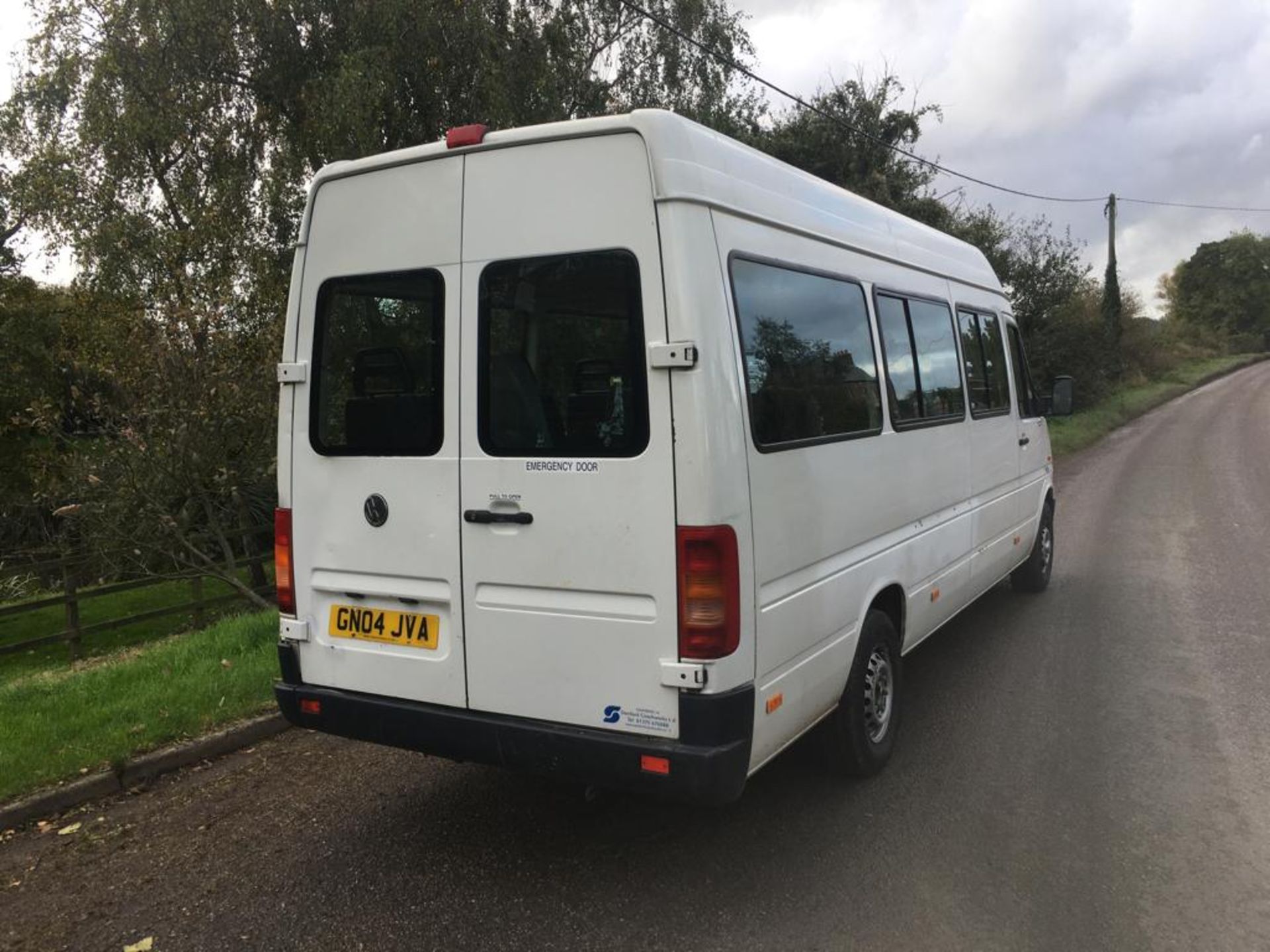 2004 VOLKSWAGEN LT 35 TDI LWB MINIBUS **EX COUNCIL**ONE FORMER KEEPER FROM NEW** - Image 3 of 22