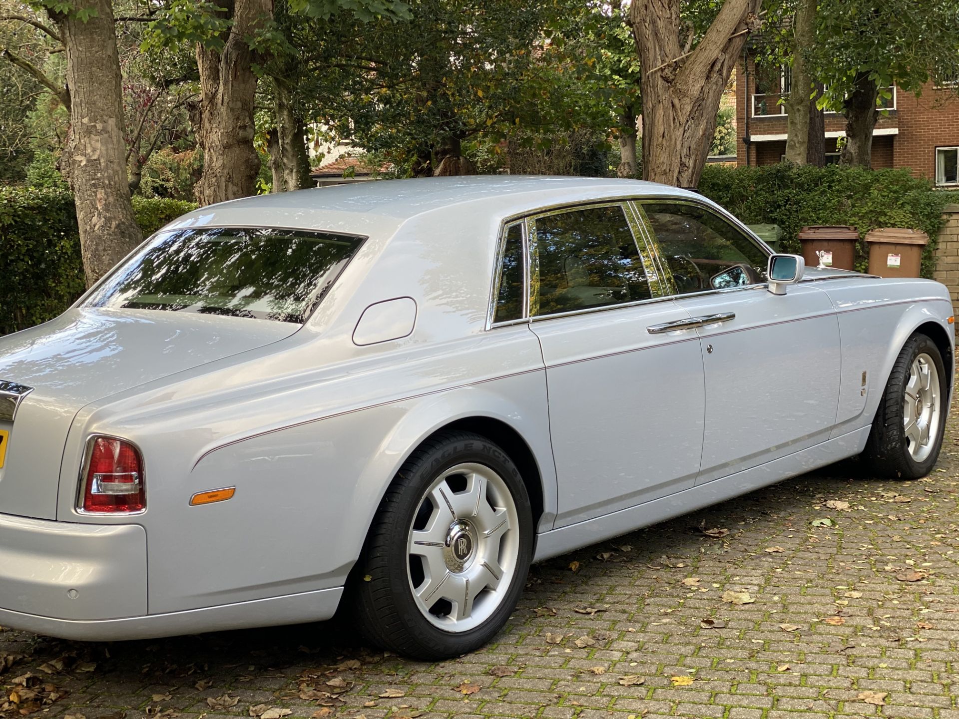 2007 ROLLS ROYCE PHANTOM 6.8 SALOON **1 OF 25 IN THE WORLD**10% BUYERS PREMIUM** - Image 11 of 90