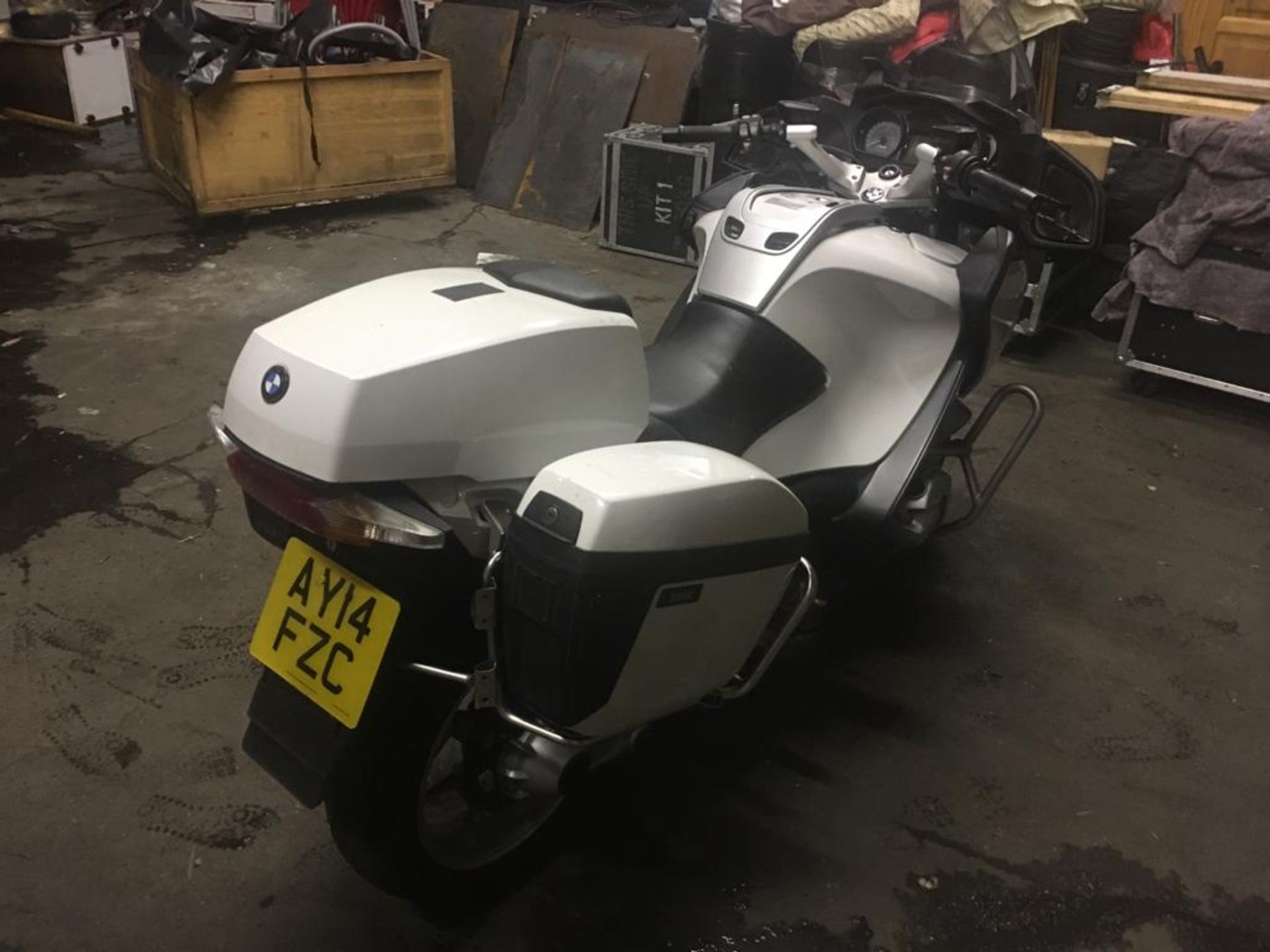 2014 BMW R1200 RT MU MOTORBIKE **EX AUTHORITY** - Image 5 of 9