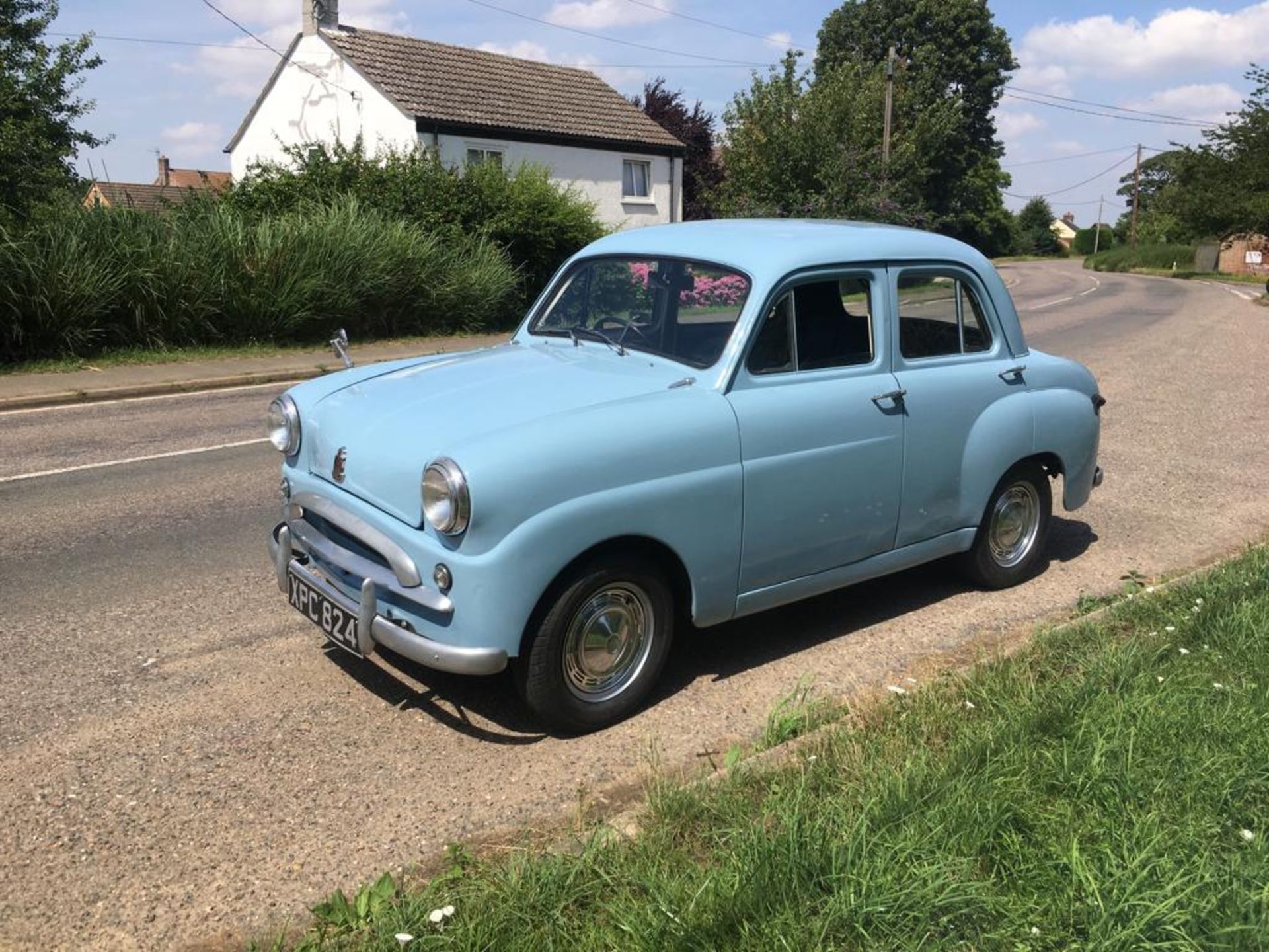 1955 STANDARD SALOON - Image 8 of 18