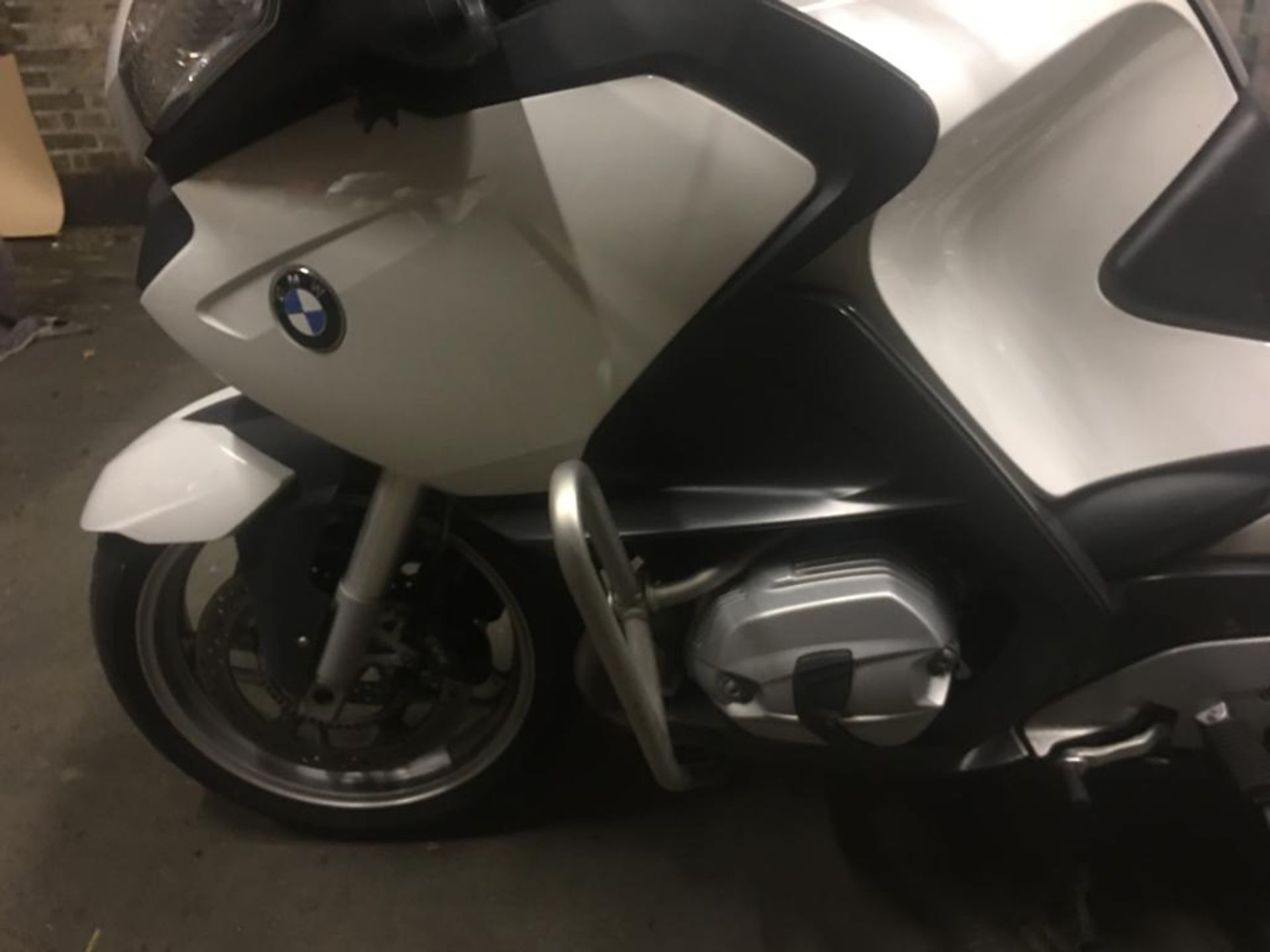 2014 BMW R1200 RT MU MOTORBIKE **EX AUTHORITY** - Image 7 of 9