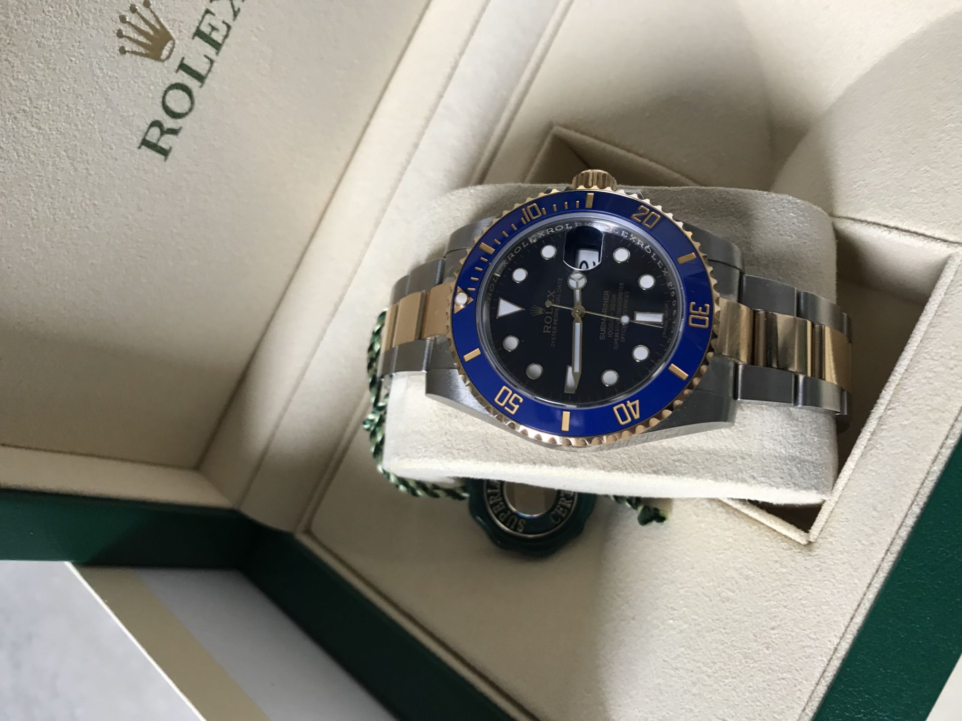 2019 ROLEX SUBMARINER DATE 116613LB BI/COLOUR BLUE DIAL - Image 8 of 12