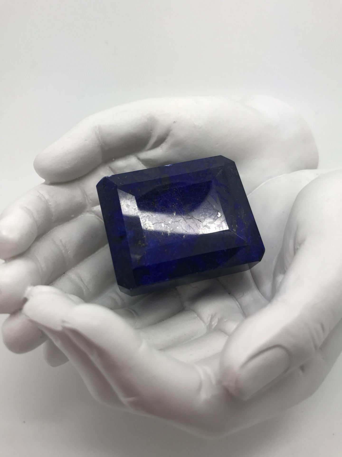 478.60CT NATURAL SAPPHIRE - Image 2 of 4