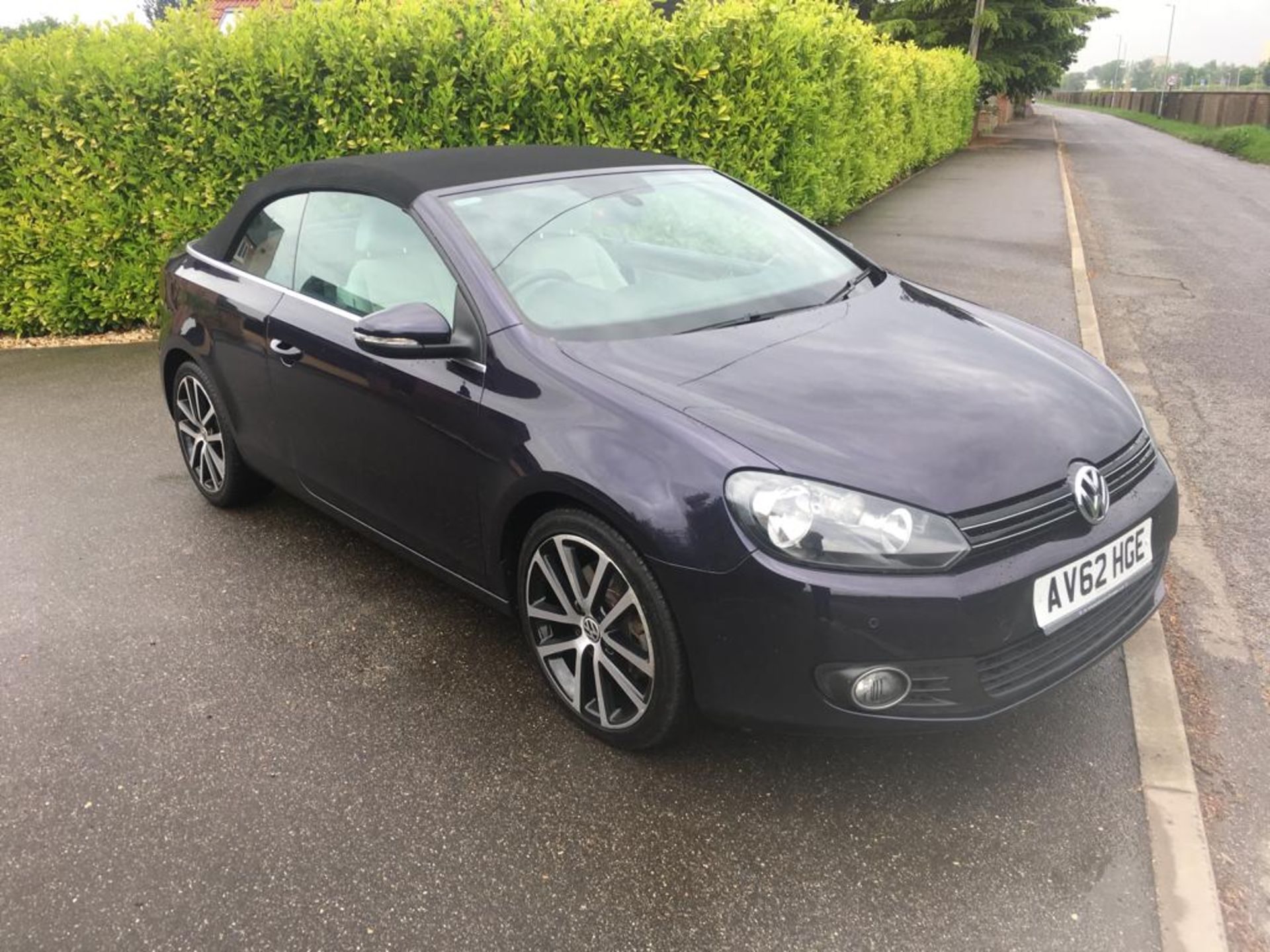 2012 VOLKSWAGEN GOLF GT BLUEMOTION TECH TDI CONVERTIBLE - Image 2 of 35