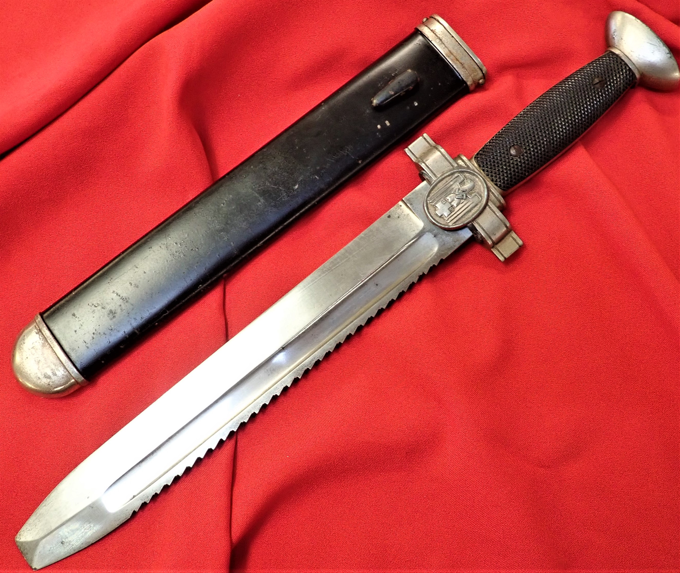 Nazi Germany Red Cross enlisted man’s Hewer/dagger - Image 2 of 7