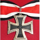 Very good copy of a WW2 German Knight’s Cross of the Iron Cross in case