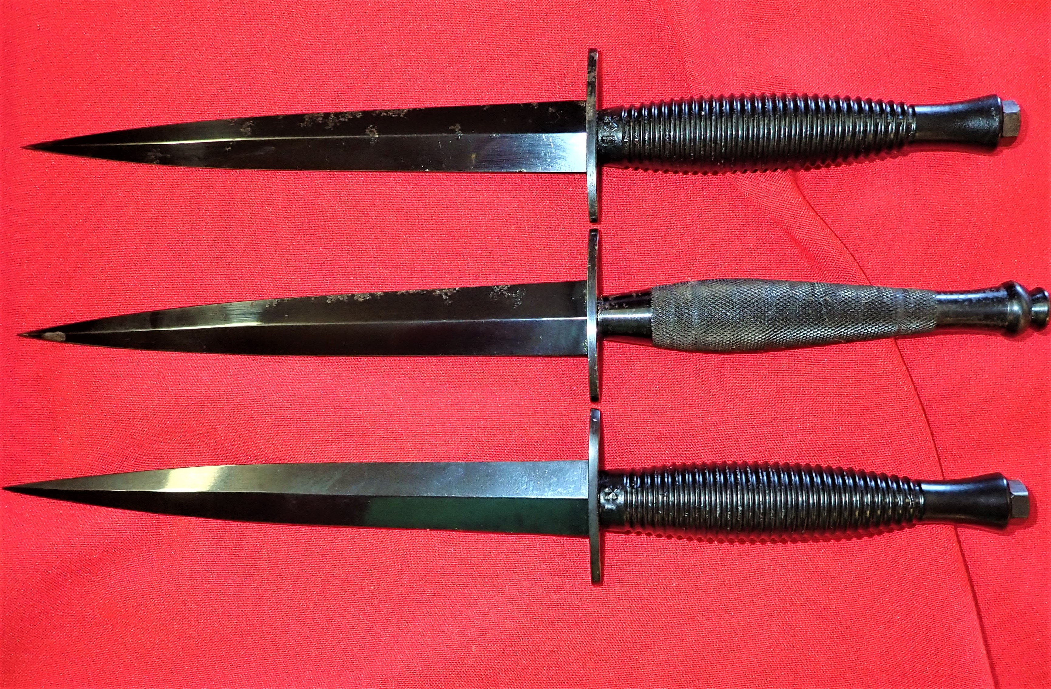 Royal Marine Commando issue Fairbairn & Sykes Commando daggers (3)