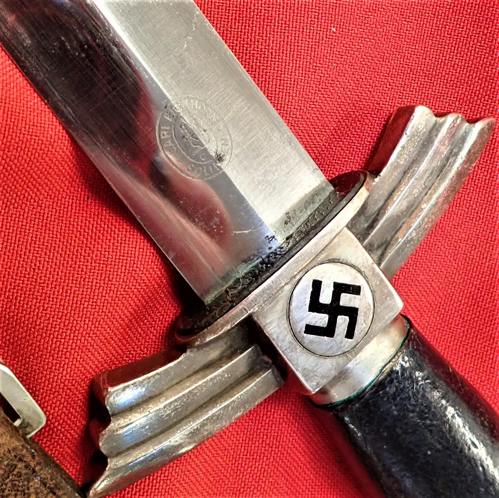 Nazi German/D.L.V. 1st type, 1st pattern dagger & scabbard by Carl Eickhorn of Solingen - Image 7 of 8