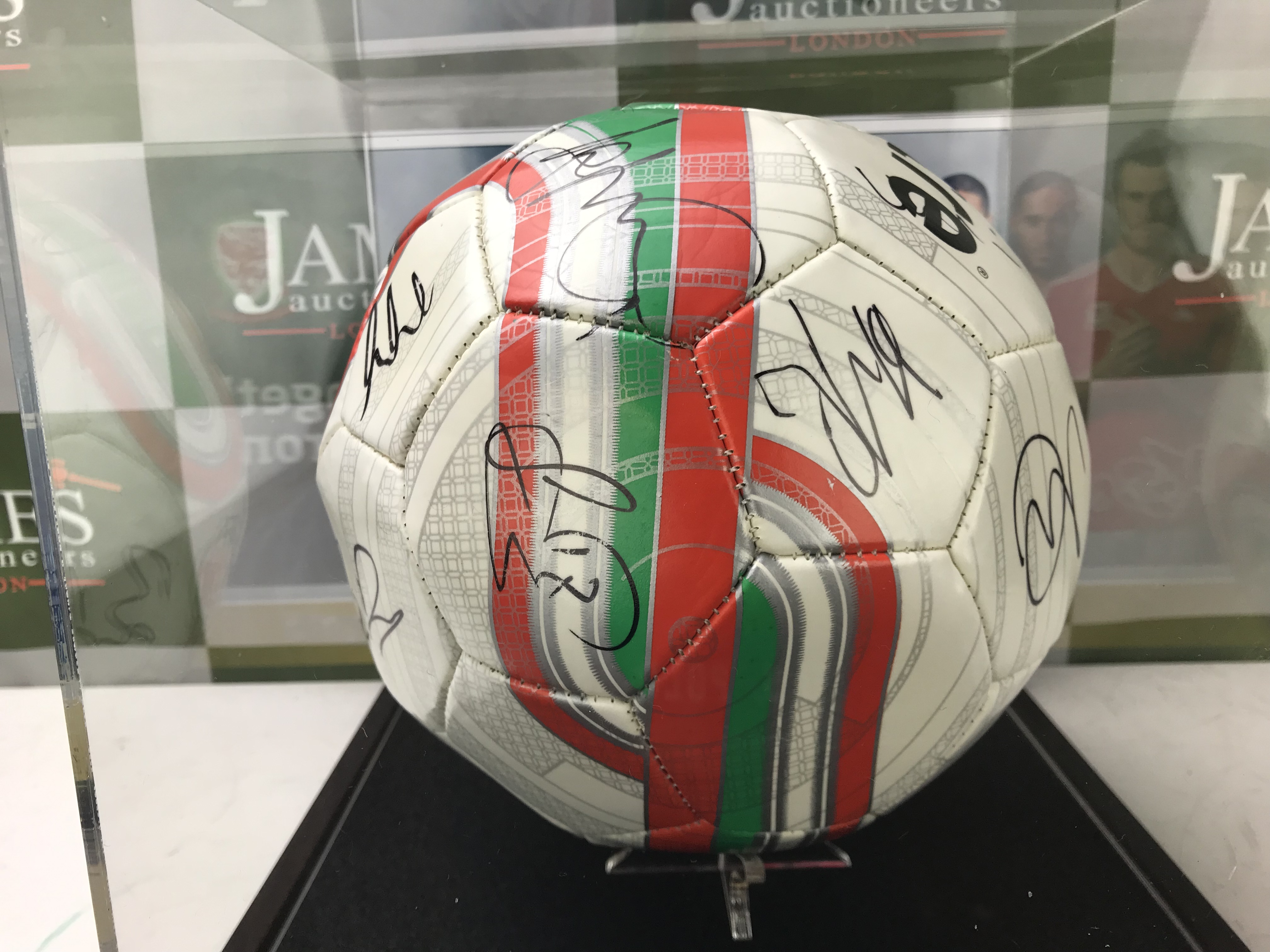 Signed Football Wales Squad, Bale, Ramsey etc /Cased - Image 4 of 6