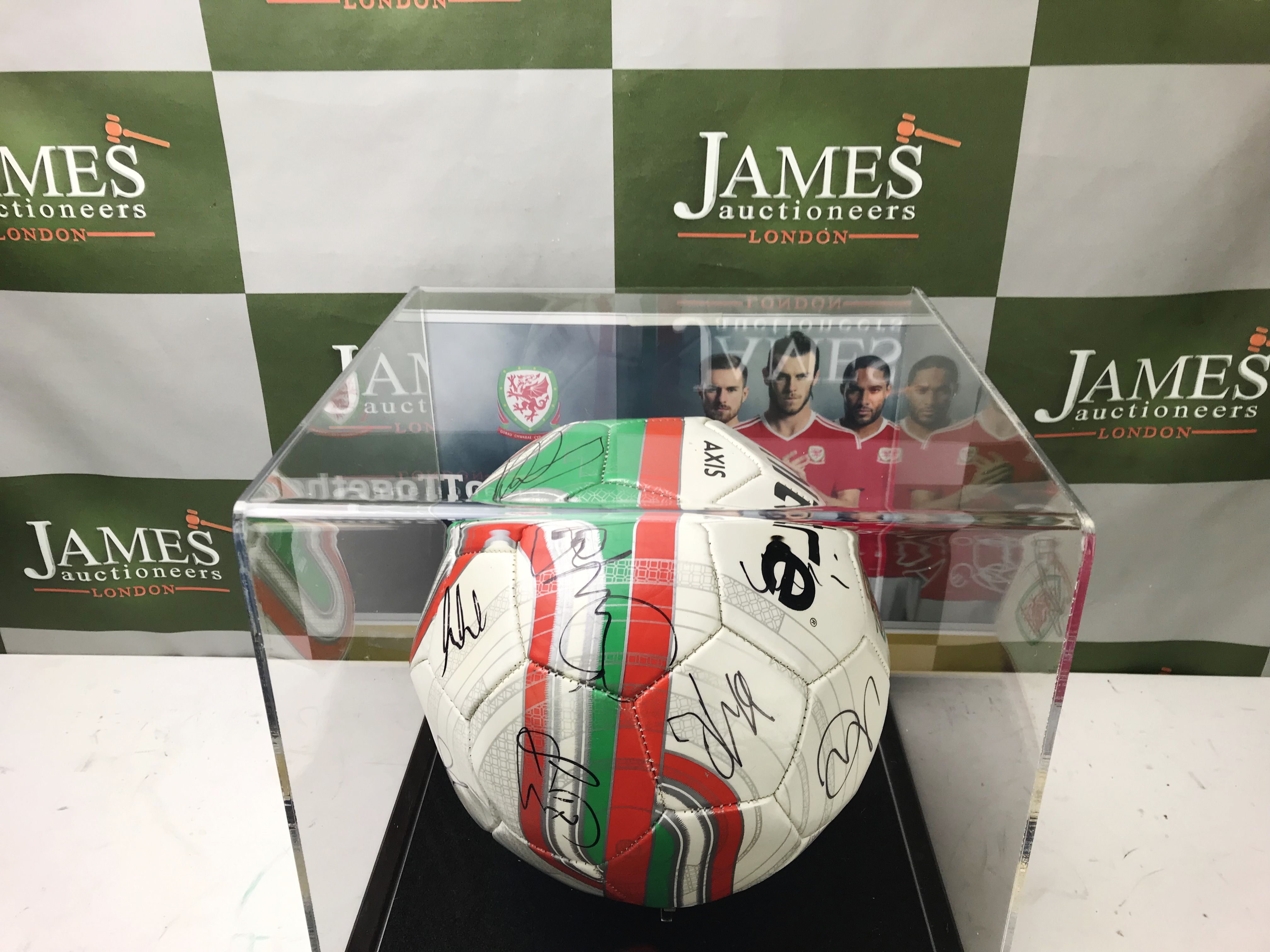 Signed Football Wales Squad, Bale, Ramsey etc /Cased - Image 5 of 6