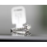 1.11 Ct Diamond Engagement Ring Round Cut VS2 Clarity/E Colour