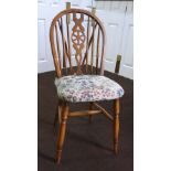 Set of 4 Vintage Windsor Wheelback Dining Chairs