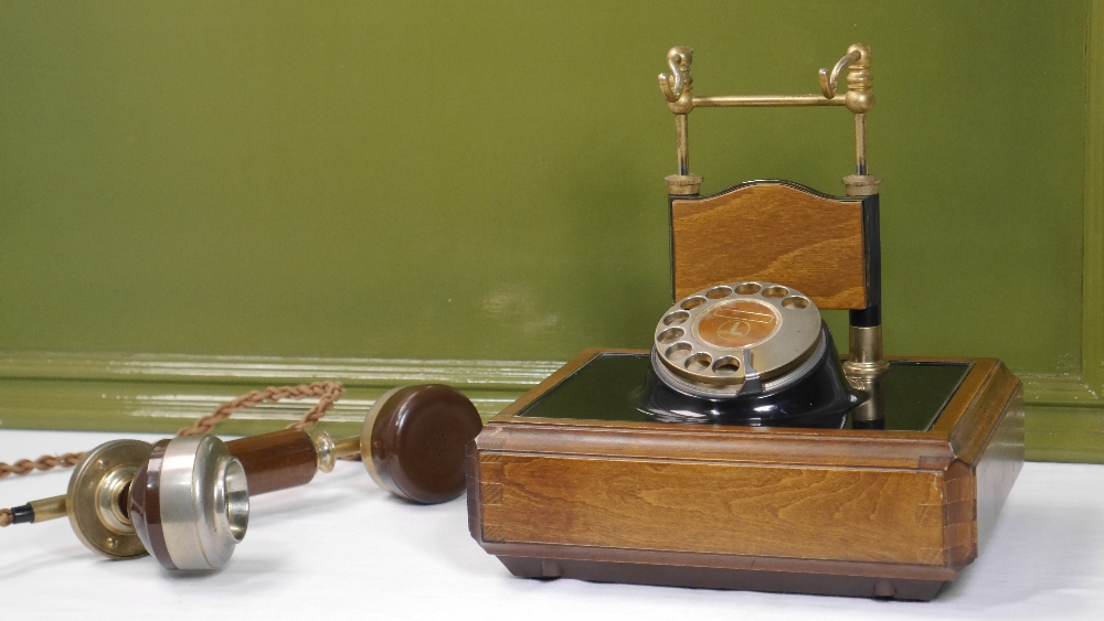 Vintage Italian Brass and Wood Caravel Telephone for BT - Image 5 of 6