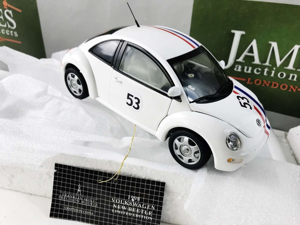 Volkswagon "Herbie" Beetle 1998 1:24 Scale - Image 3 of 4