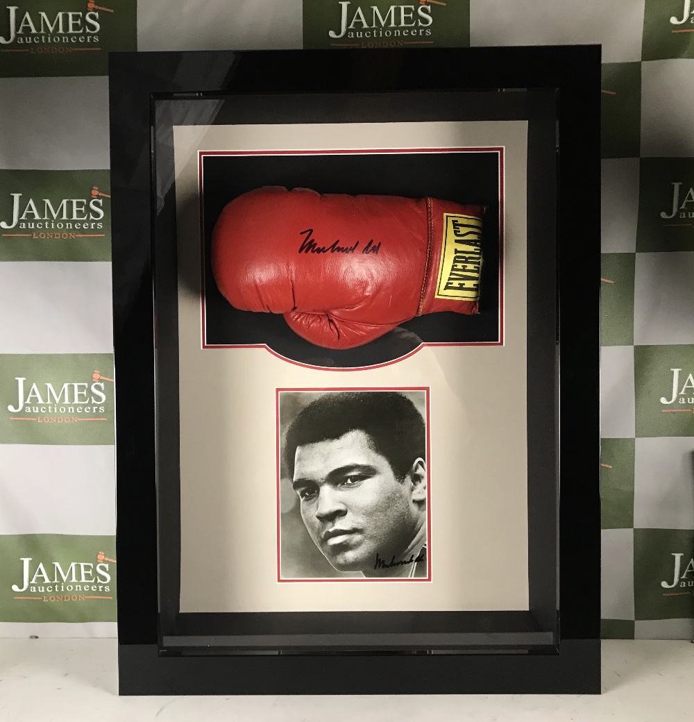 Muhammad Ali Signed Everlast Boxing Glove & Signed Picture