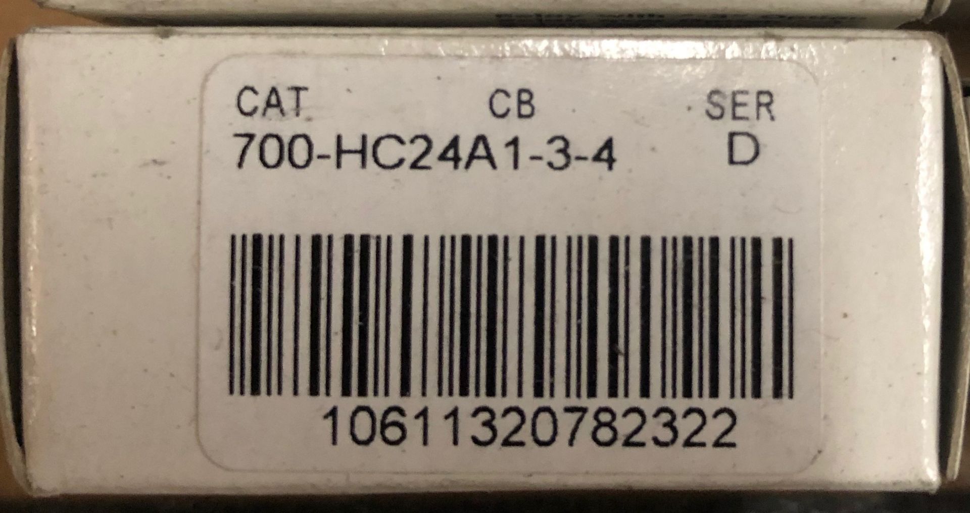 (4) AB Allen Bradley Bulletin 100 Auxiliary Contacts Side Mount Cat # 100-SA11, (3) AB Allen Bradley - Image 4 of 4