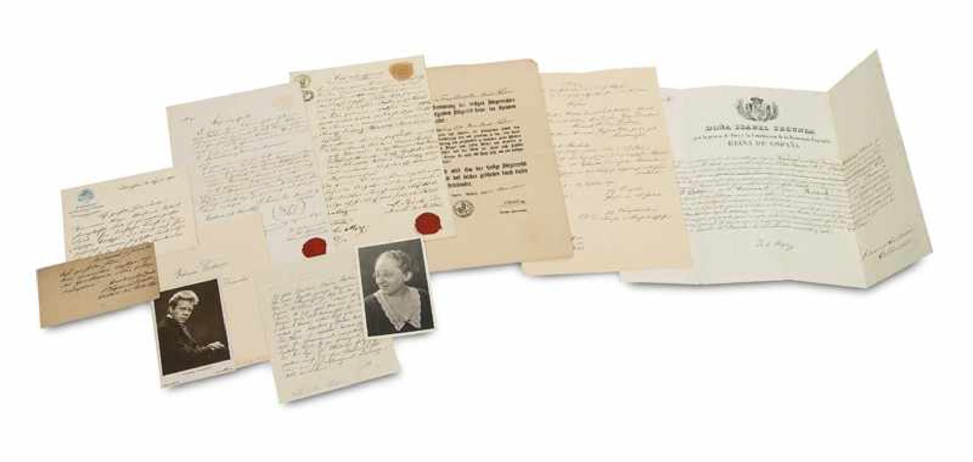 Paetow Sammlung von Briefen, versch. Dokumenten u. Fotos die Familie Paetow betreffend. Meist Berlin