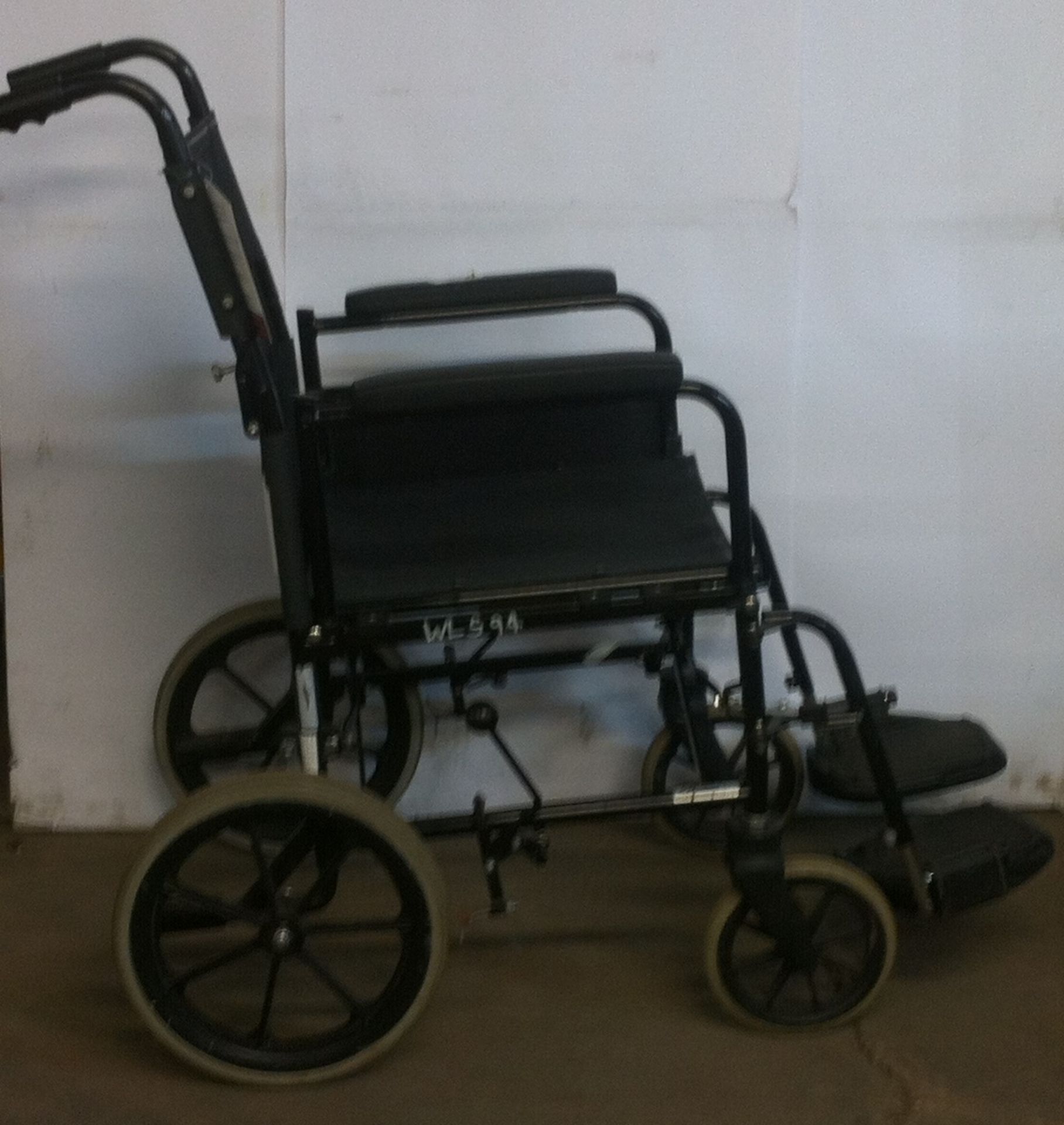 5 Wheelchairs - As per Description - Image 10 of 12