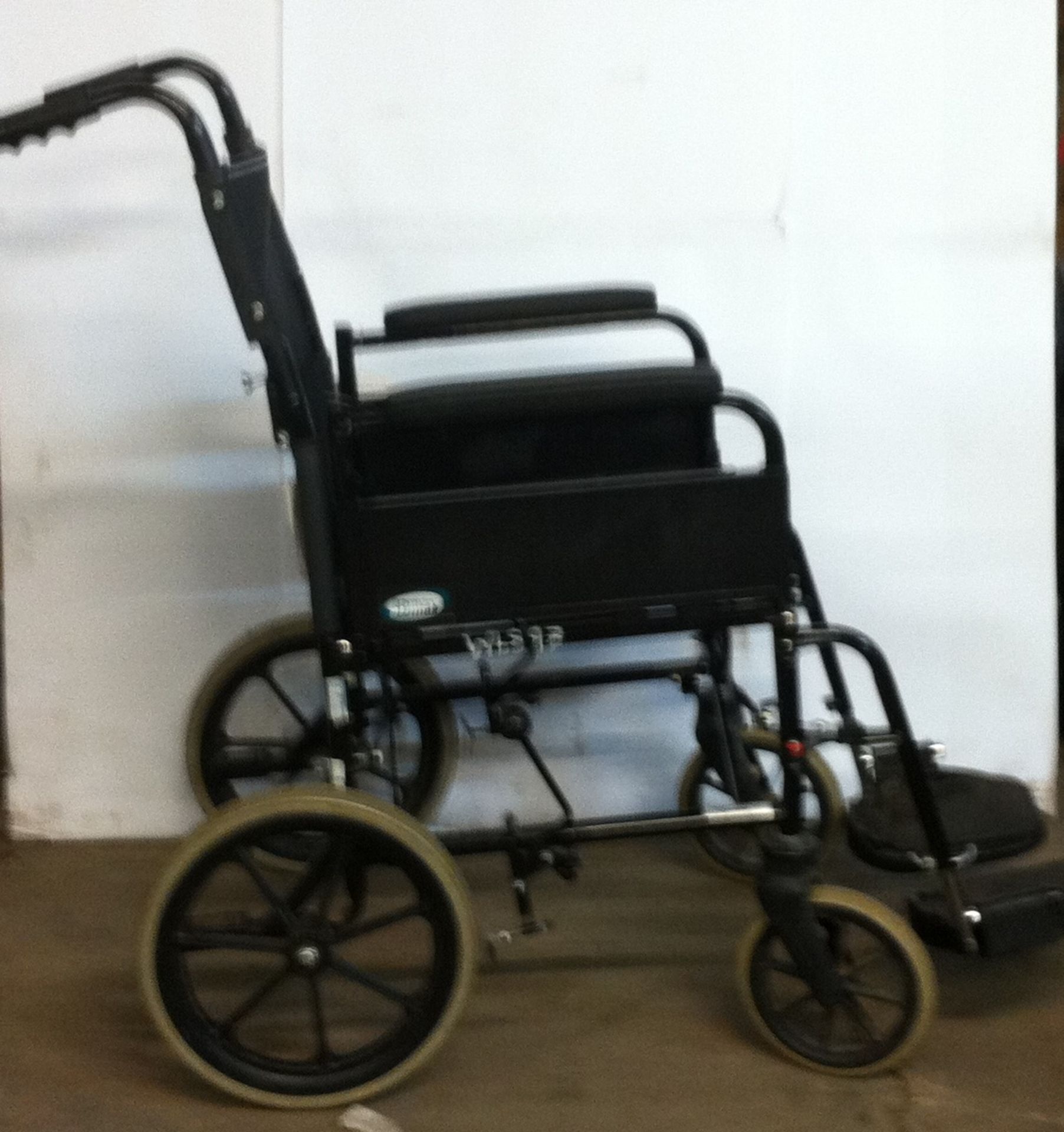 5 Wheelchairs - As per Description - Image 2 of 10