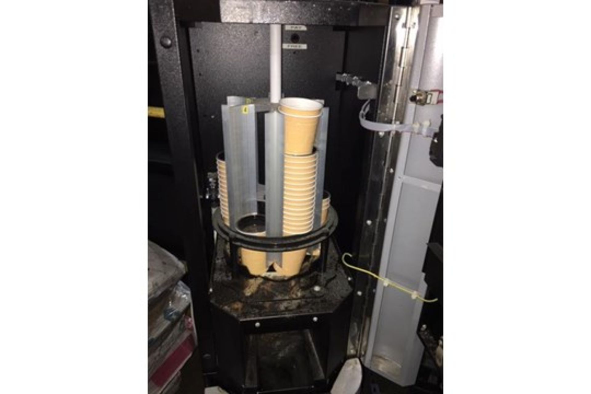 Nescafe Premier 200 Coffee Vending Machine - Image 3 of 5