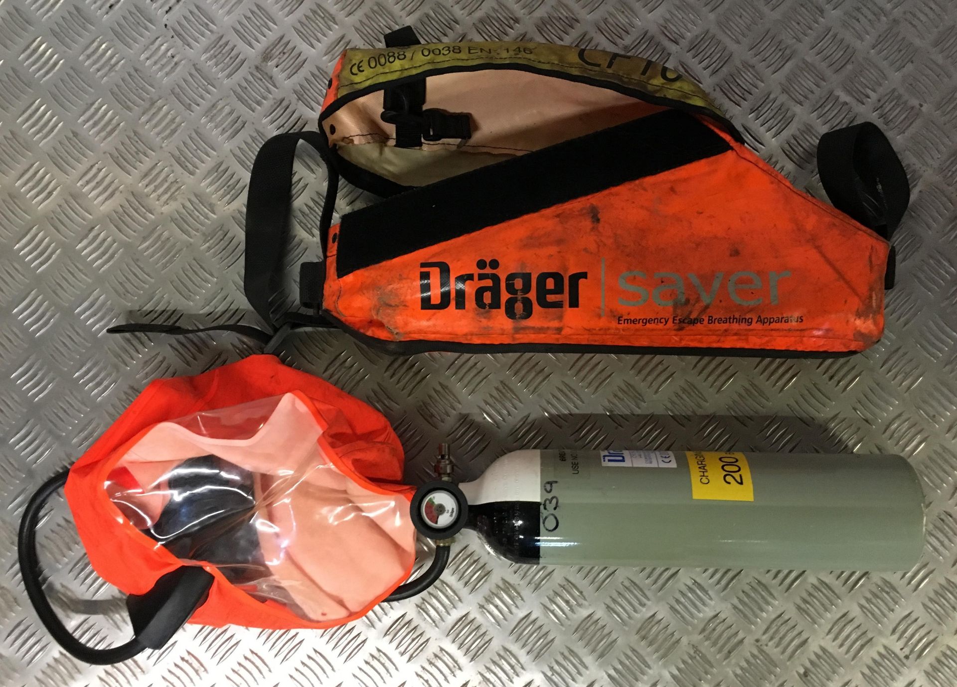 Drager CF10 Escape Set - Image 3 of 3