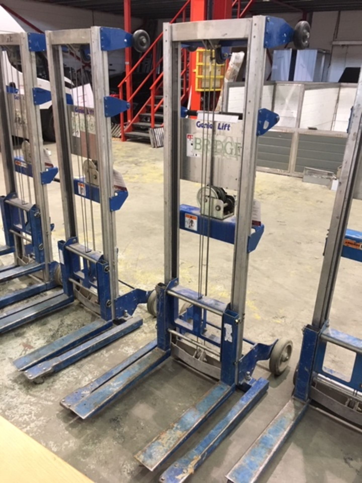 Genie GL8 Standard Base Material Lift