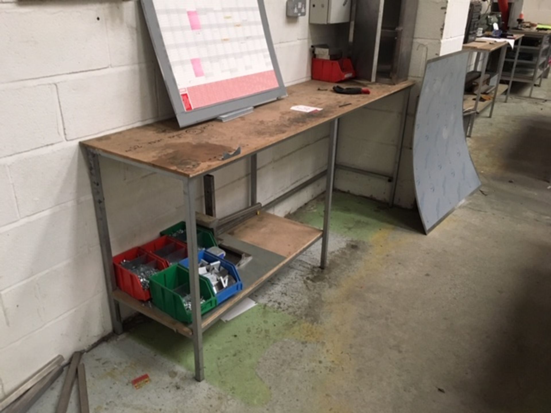 8 x Wooden Workshop Tables w/ Undershelfs - Various Sizes - Please See Pictures - Image 7 of 8