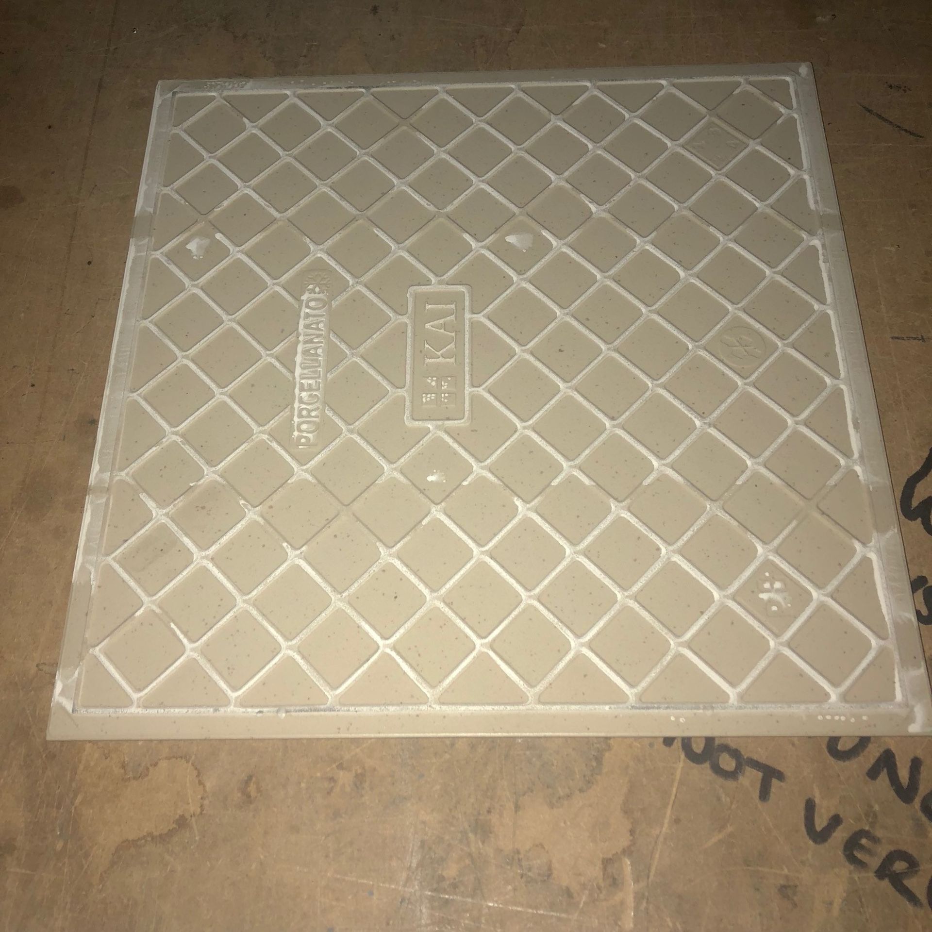 14 x Packs of Umbria Tiles in White - 9 Per Pack - 33cm x 33cm - Bild 4 aus 4