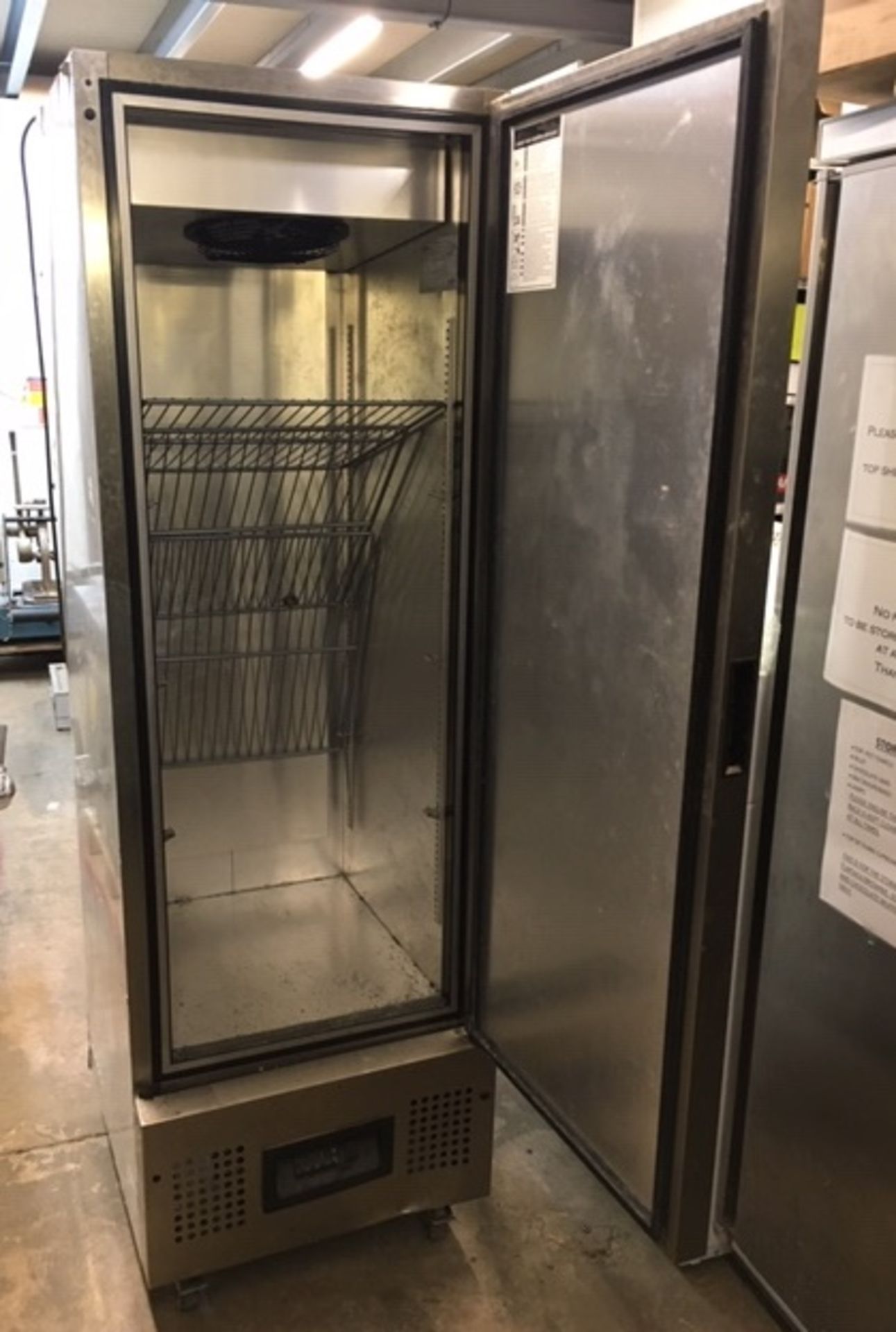 Foster FSL400L Slimline Upright Freezer - Image 4 of 5