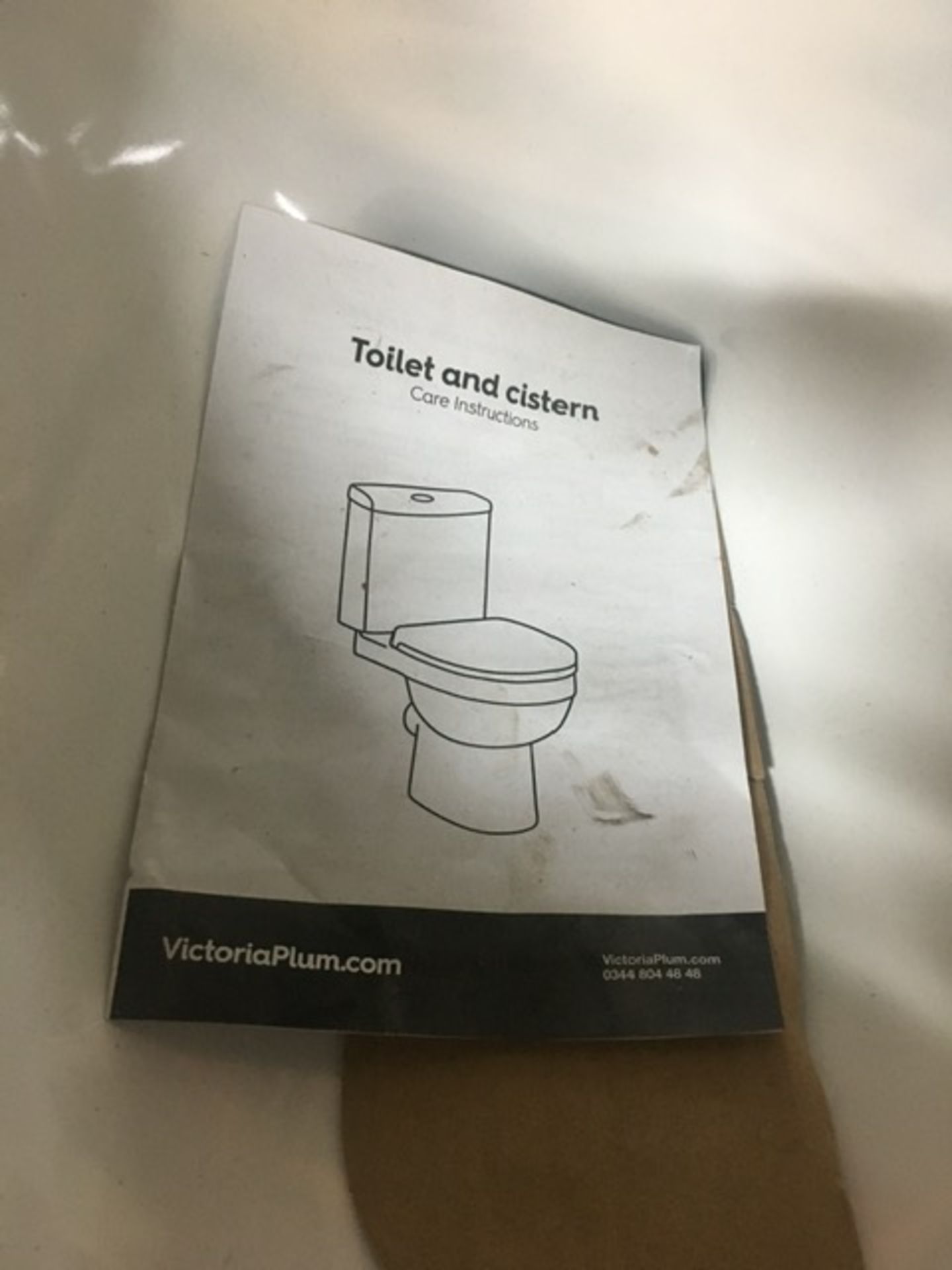 Victoria Plum Toilet w/ Pan & Cistern in White - Bild 4 aus 4