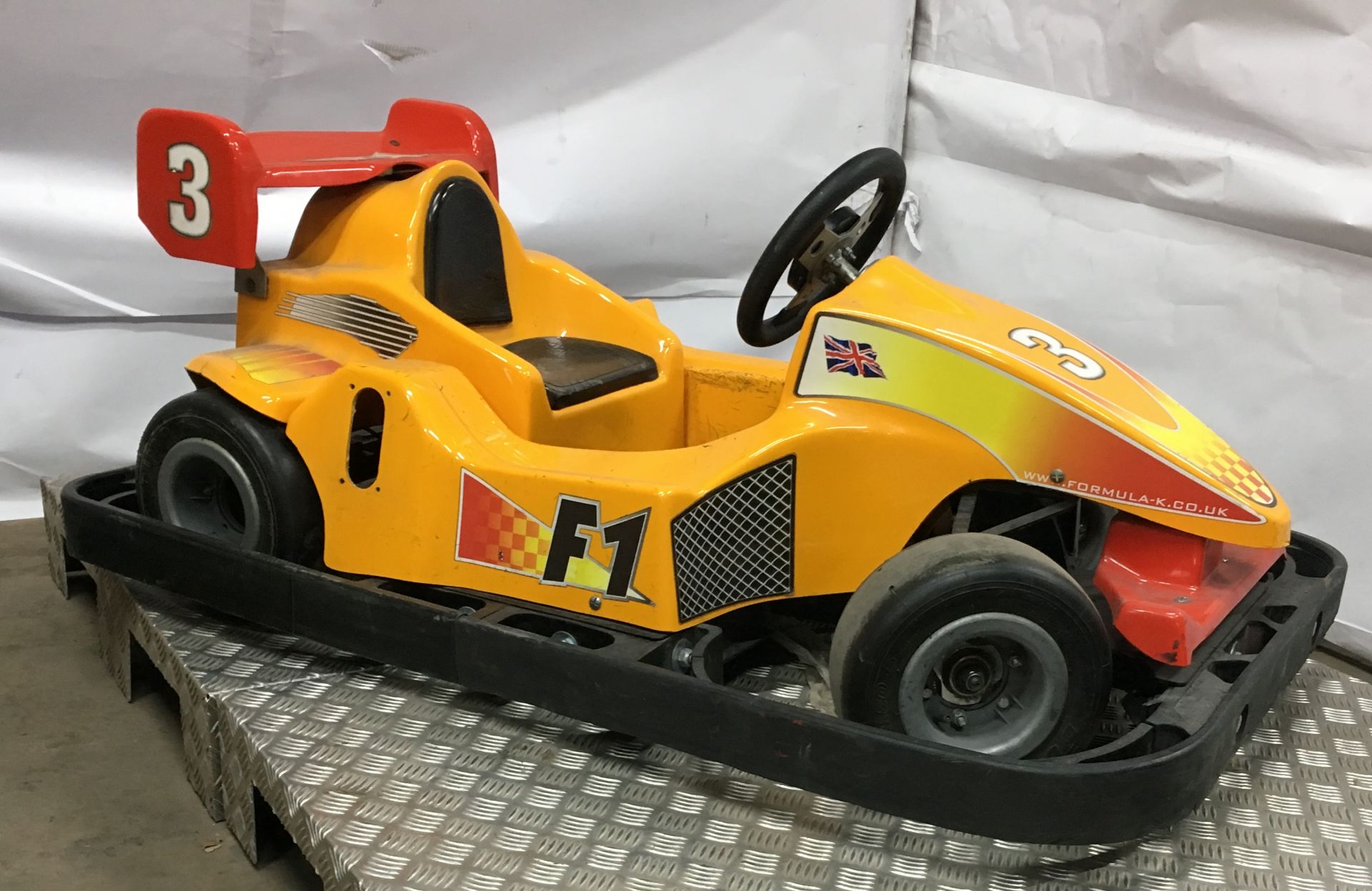 Formula K 'F1' Kids Pay & Ride Go Kart WITHOUT Charger - Image 2 of 5