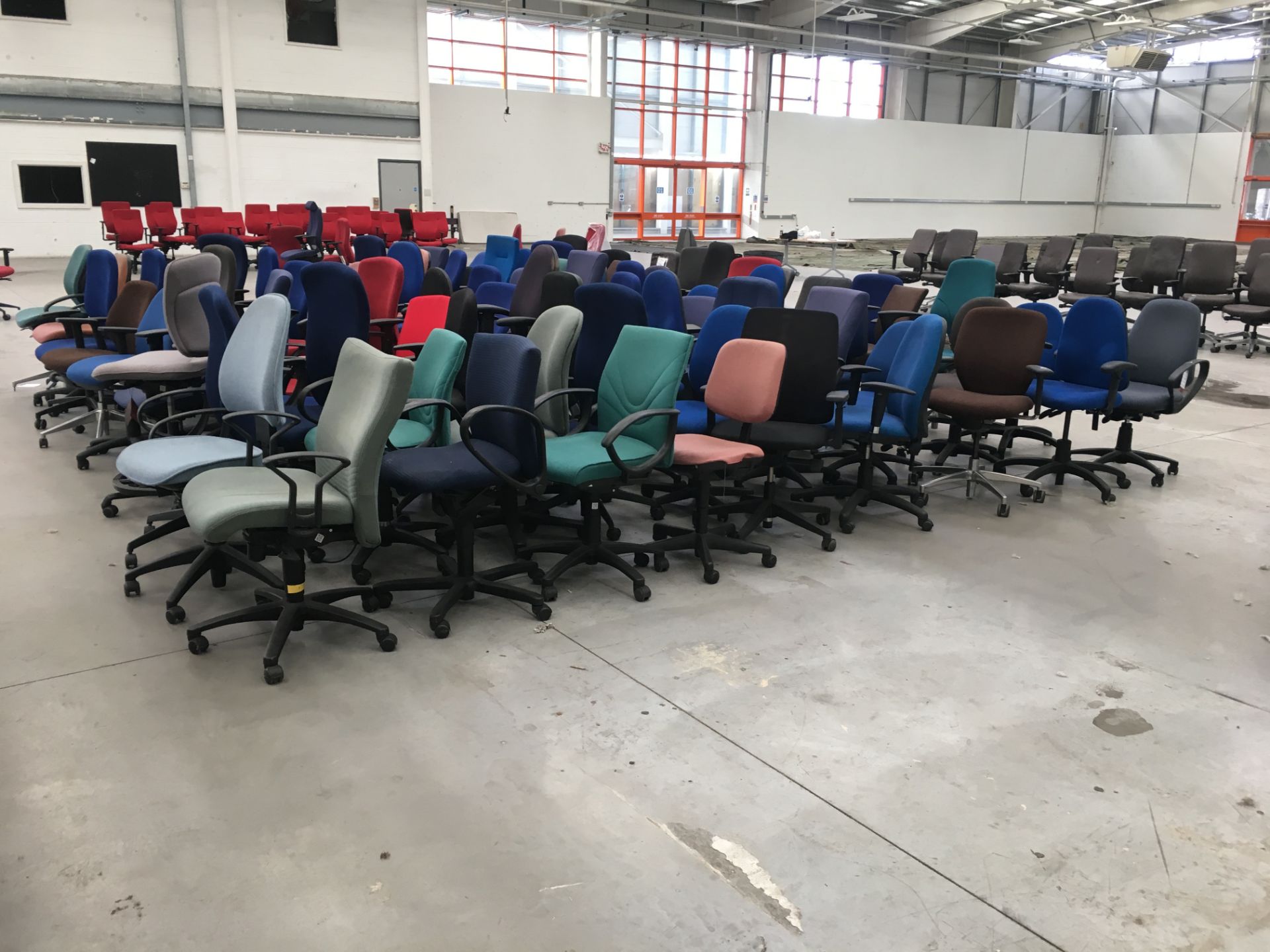 90 x Assorted typist chairs - Image 3 of 3